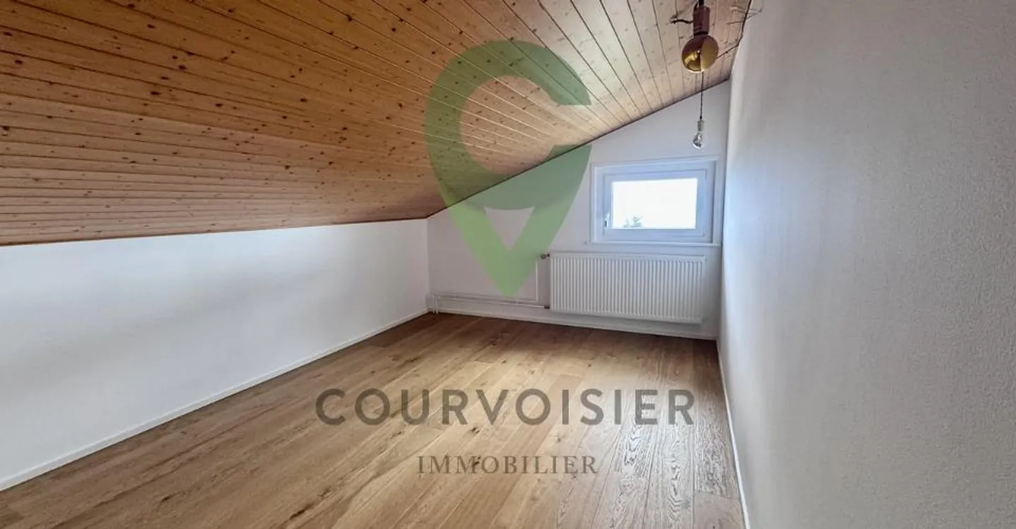 Casa indipendente di 6,5 con vista mozzafiato vicino a Begnins - Foto 12 di 13