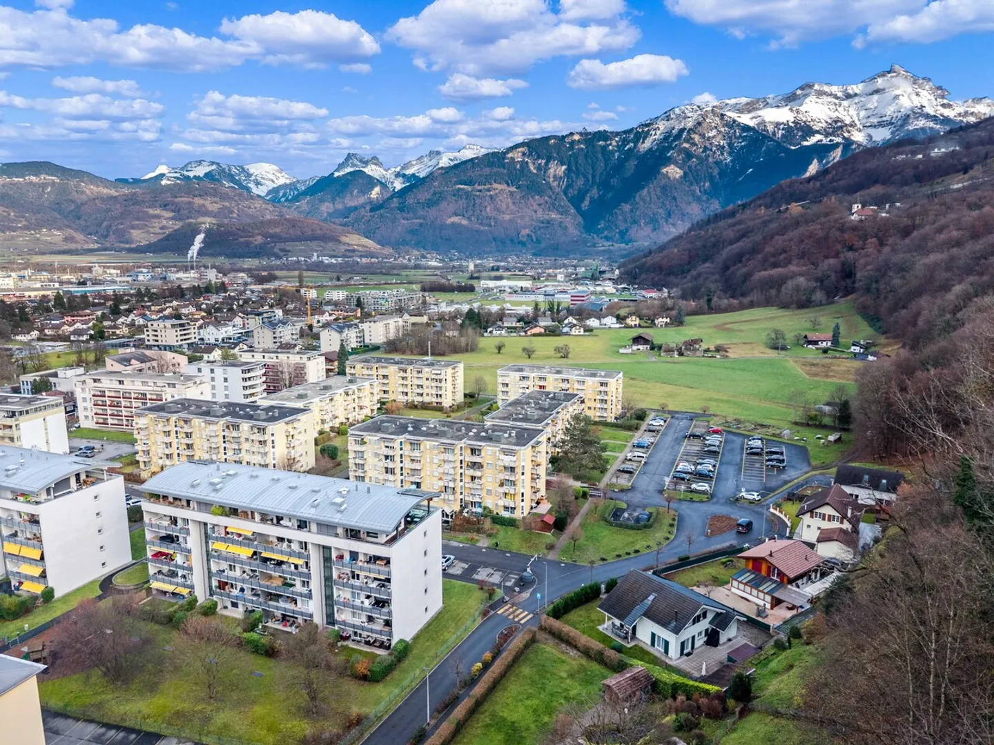 Appartement lumineux avec jardin - Photo 9 sur 10