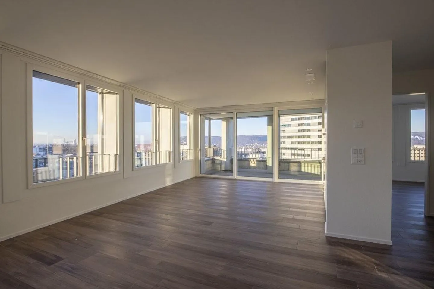 Modern apartment with its own laundry room in the village center of Pratteln - Photo 5 of 9
