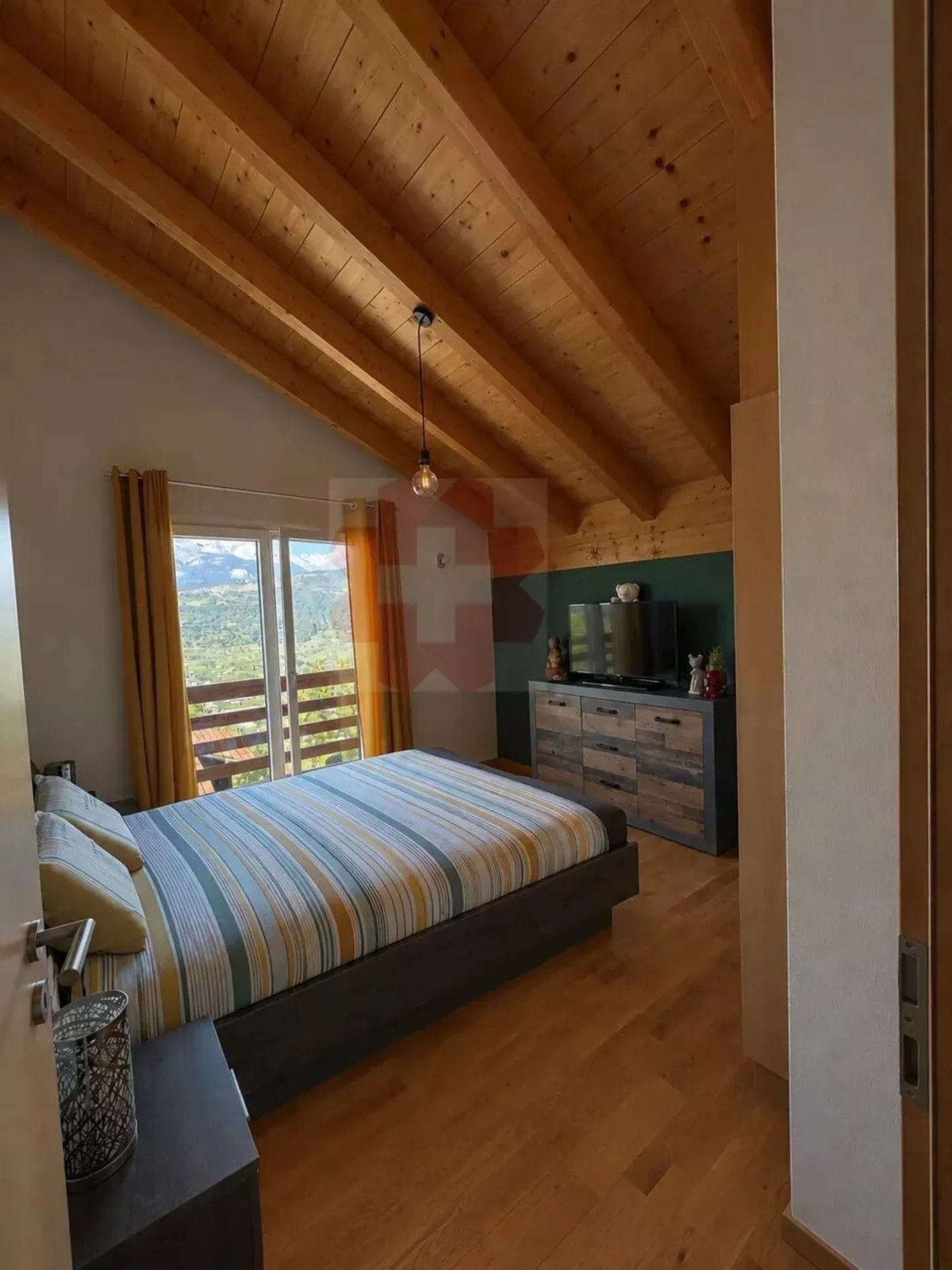 Chalet Incantevole a Loye - Foto 8 di 10