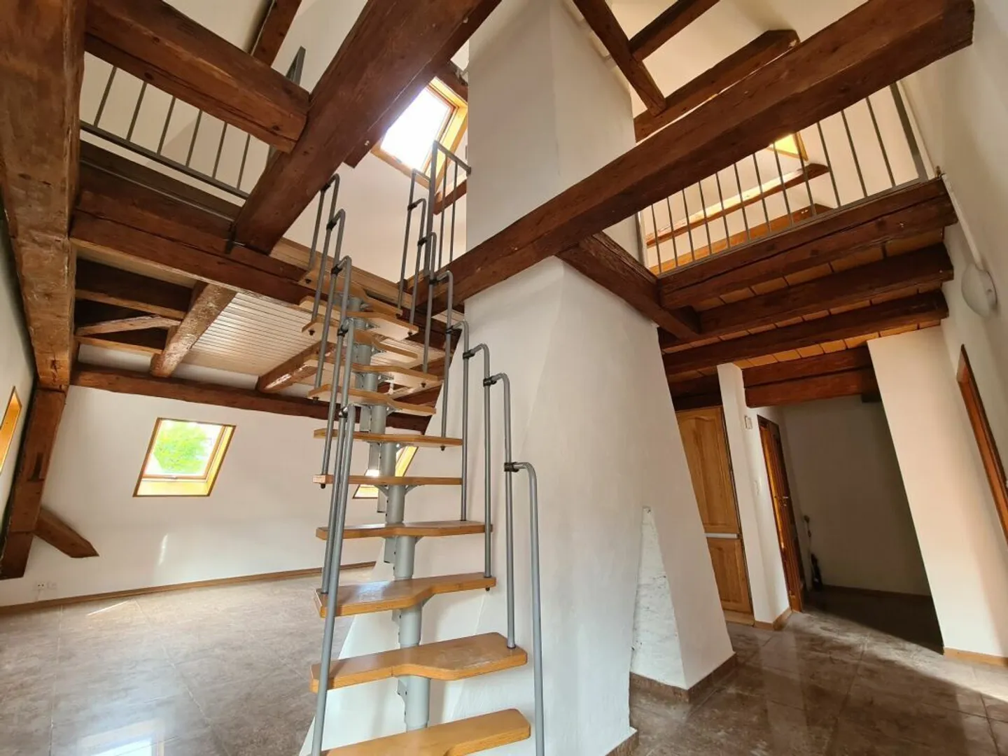 Appartamento duplex - Foto 2 di 7