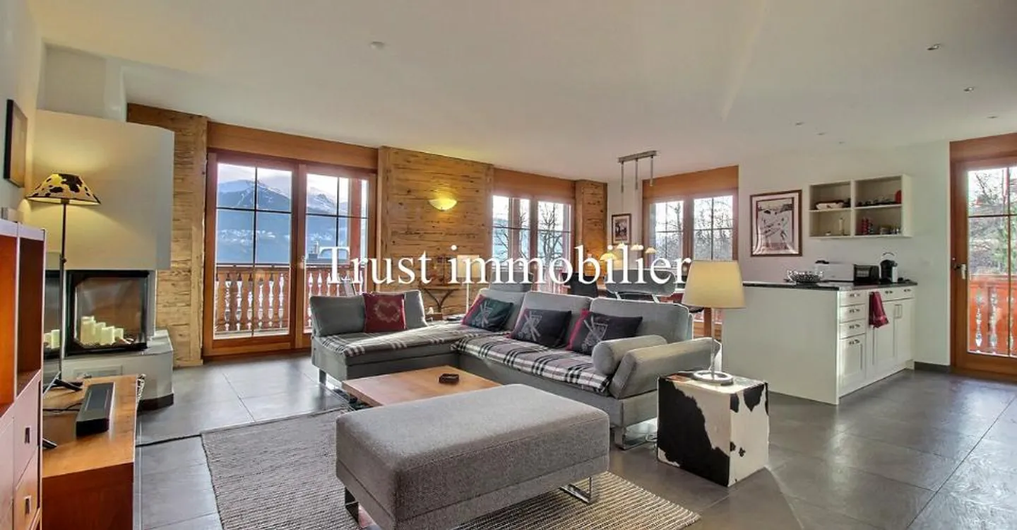 4024. Exklusivität. Wunderschöne Bergwohnung - Foto 4 von 12