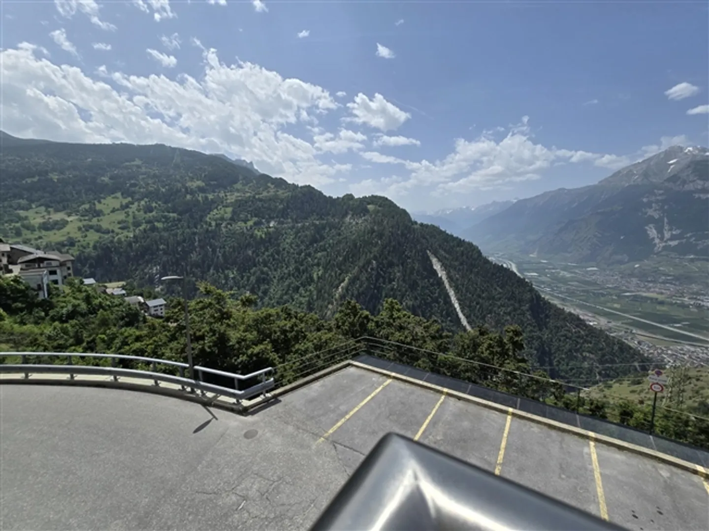 Bell'appartamento luminoso con vista mozzafiato - Foto 2 di 5