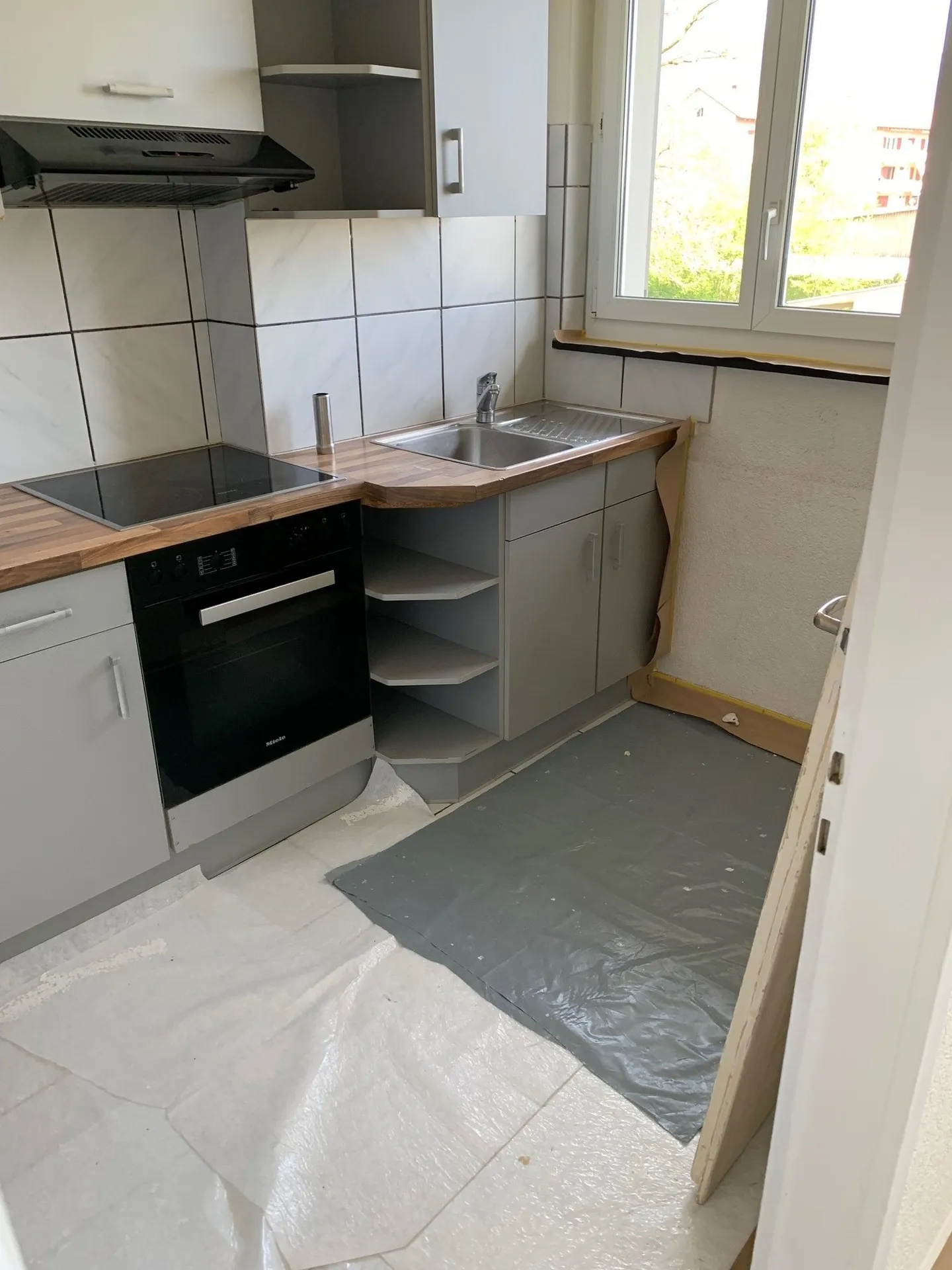 Belle et lumineuse appartement de 3,5 pièces avec balcon - Photo 2 sur 9