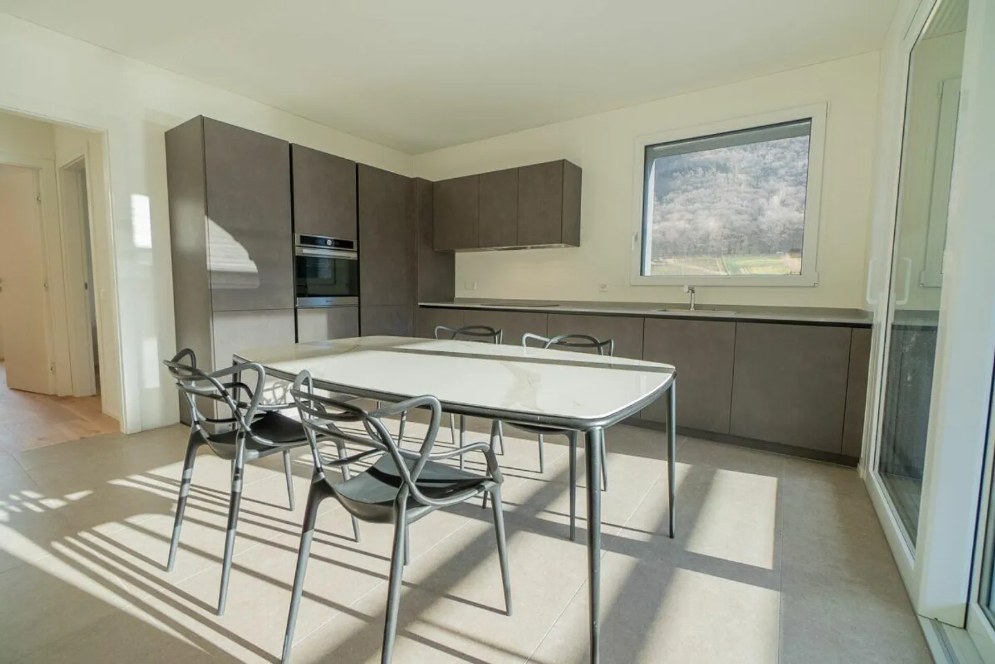 Ultimi nuovi appartamenti di 3,5 stanze in posizione strategica a Rivera - Foto 1 di 14