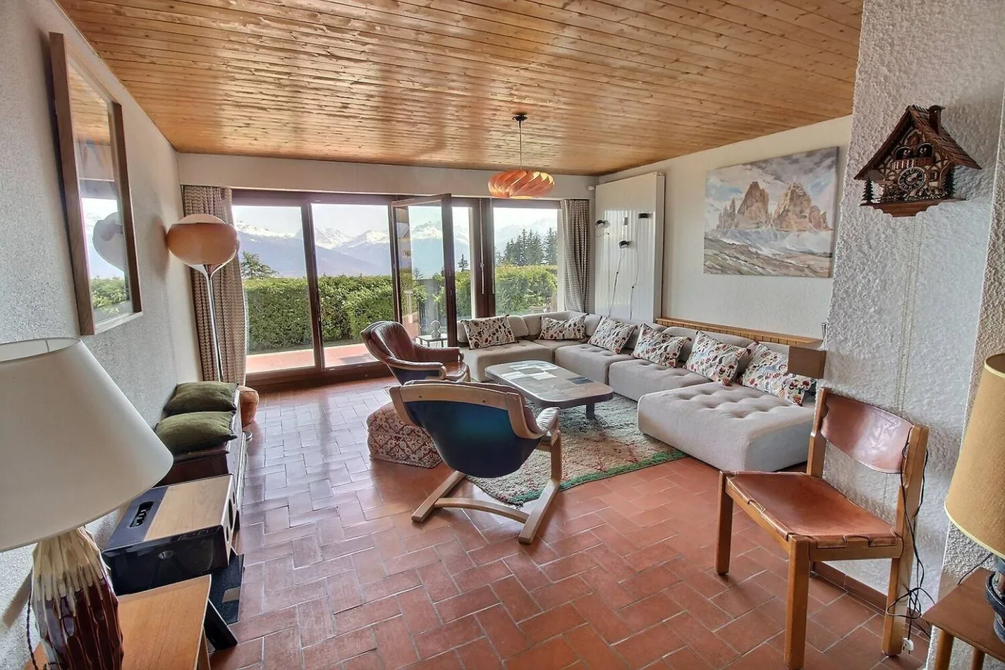 Apartment for rent - Photo 1 of 12