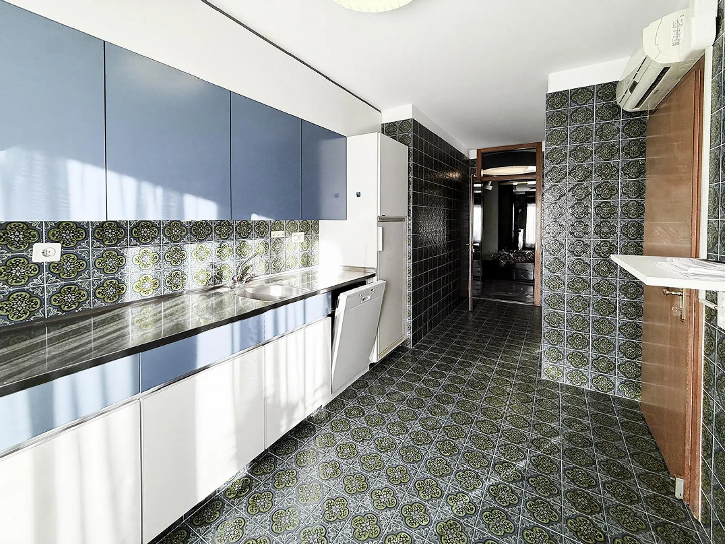 A due passi dal lago, grande 4.5 locali soleggiatissimo - Foto 7 di 21