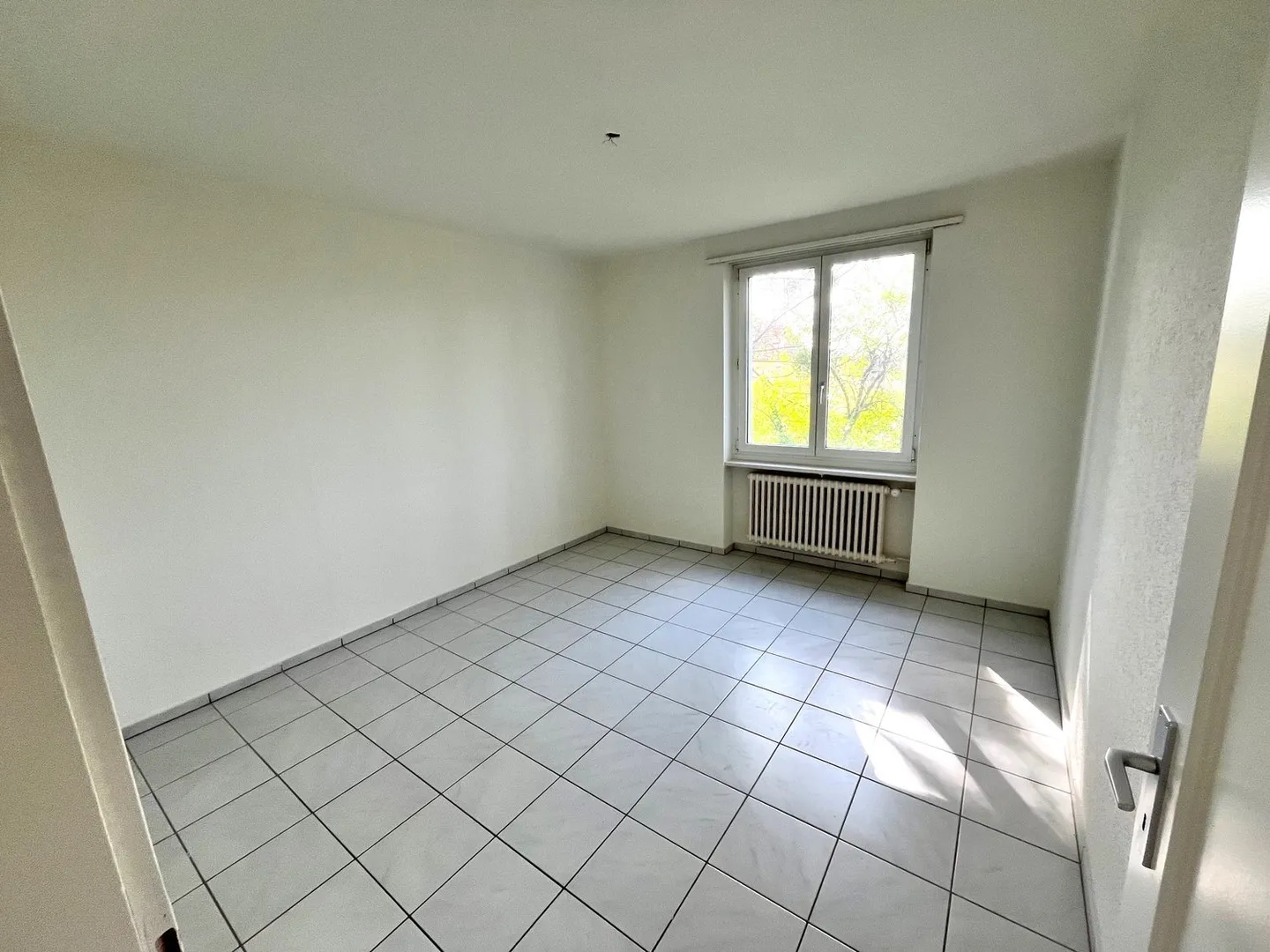 Belle et lumineuse appartement de 3,5 pièces avec balcon - Photo 5 sur 9