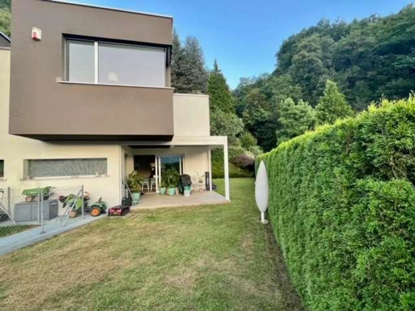 Modernes Reihenhaus in Pregassona - Foto 1 von 12