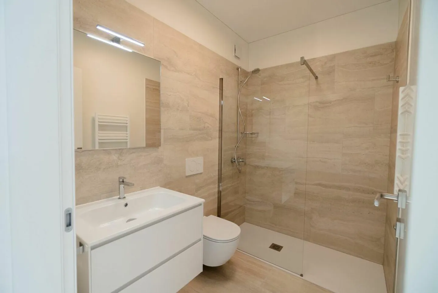 Ultimi nuovi appartamenti di 3,5 stanze in posizione strategica a Rivera - Foto 11 di 14