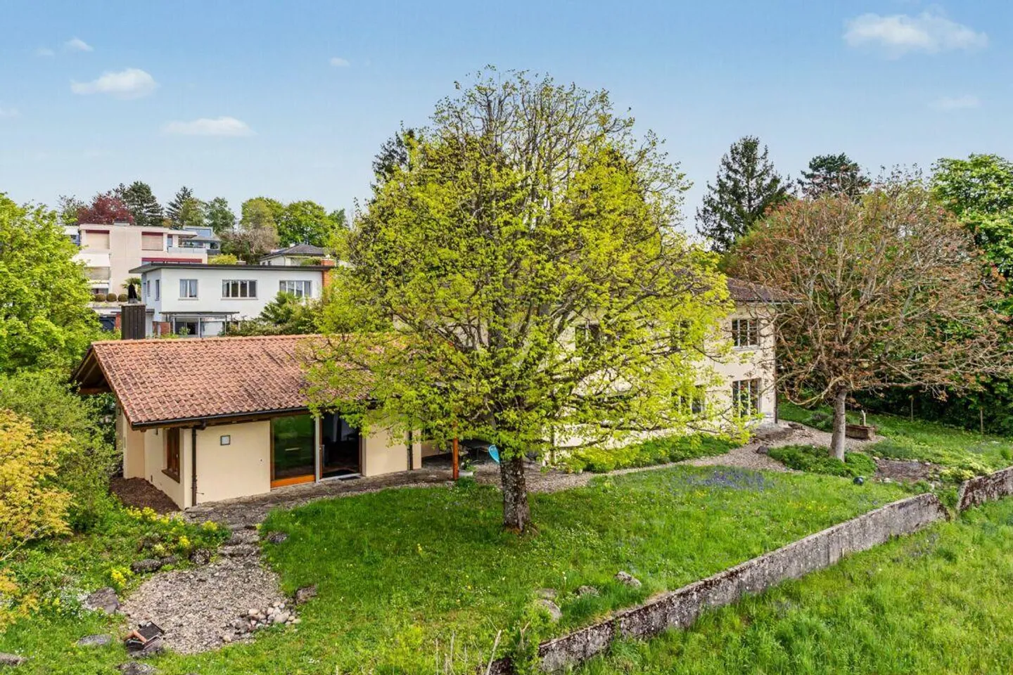 Einfamilienhaus mit Seesicht an bester Lage! - Photo 4 of 14