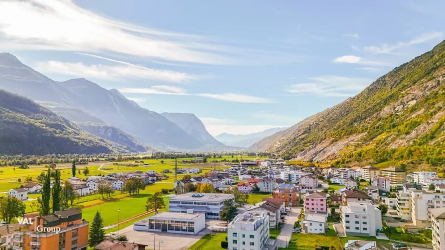 Appartement rénové dans une maison bifamiliale dans un emplacement central, ensoleillé et calme - Photo 13 sur 13