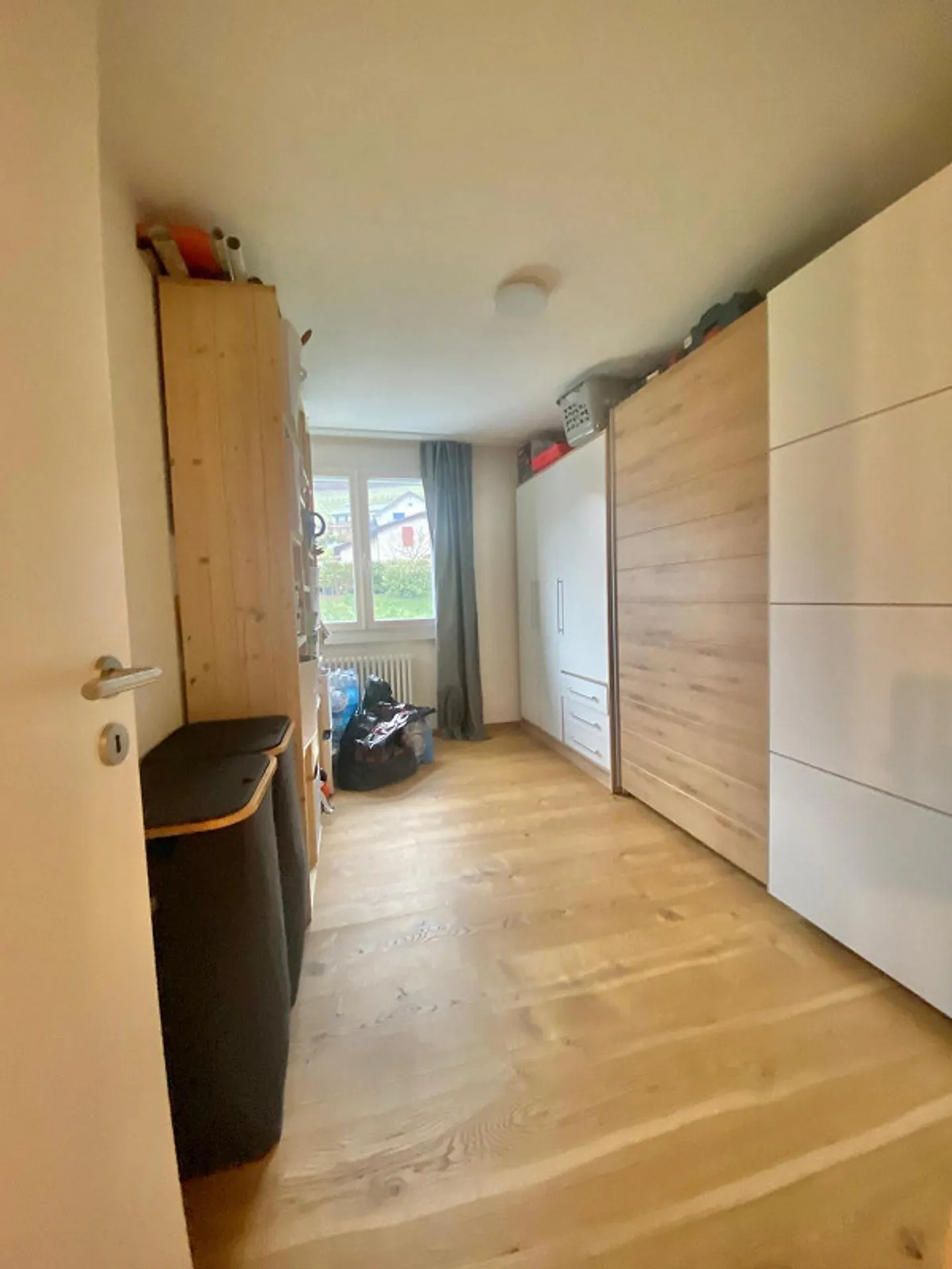 First occupancy after modernization: 4.5-room apartment with south balcony in Löhningen - Photo 10 of 26