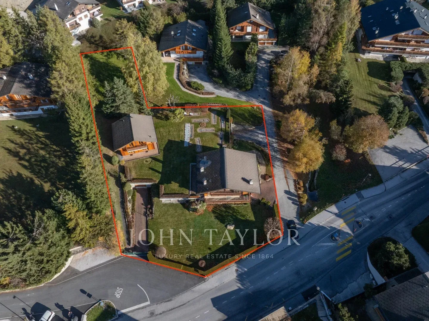 Rara opportunità: 2 chalet su una proprietà di 2789m2 - Foto 11 di 11