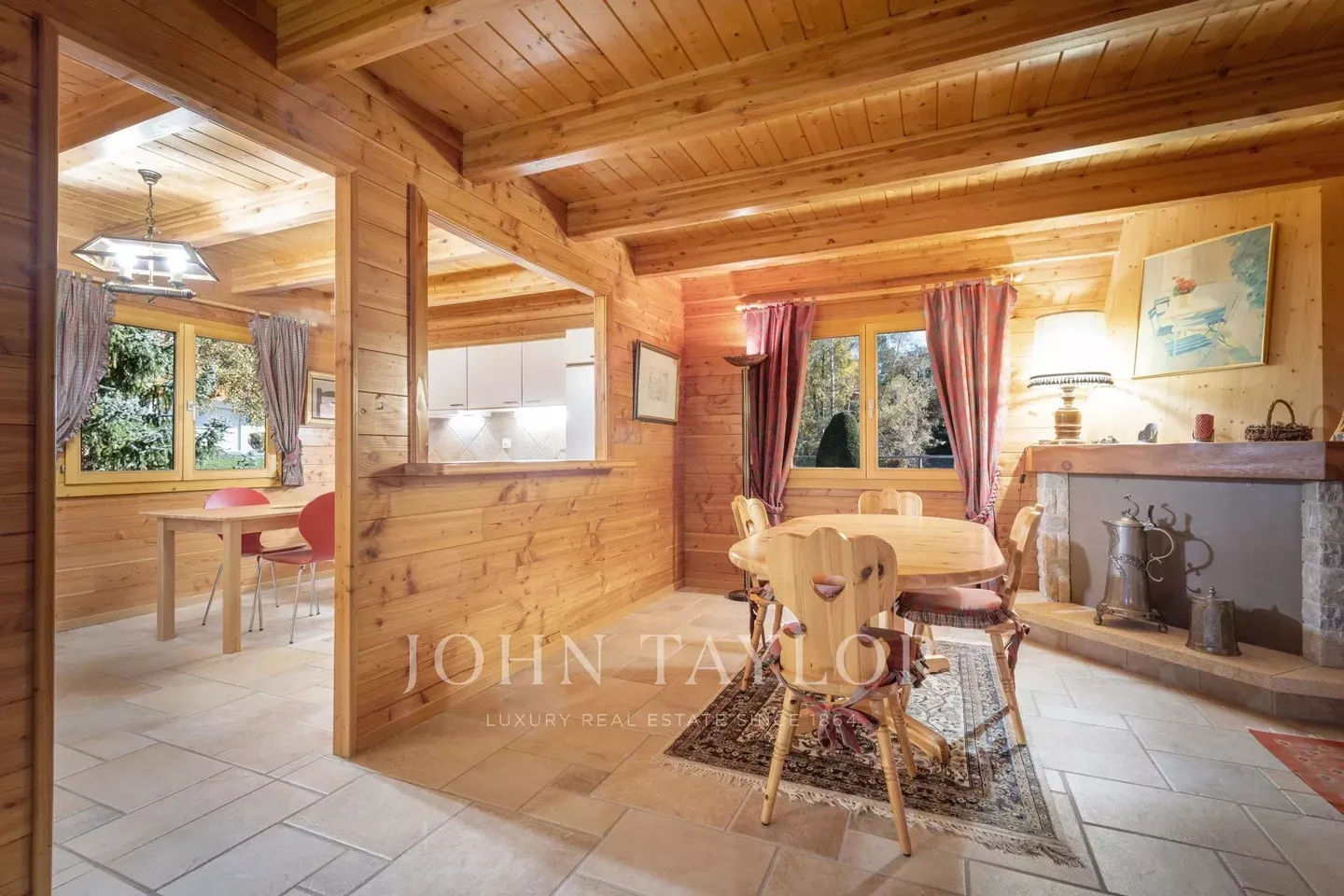 Rara opportunità: 2 chalet su una proprietà di 2789m2 - Foto 7 di 11