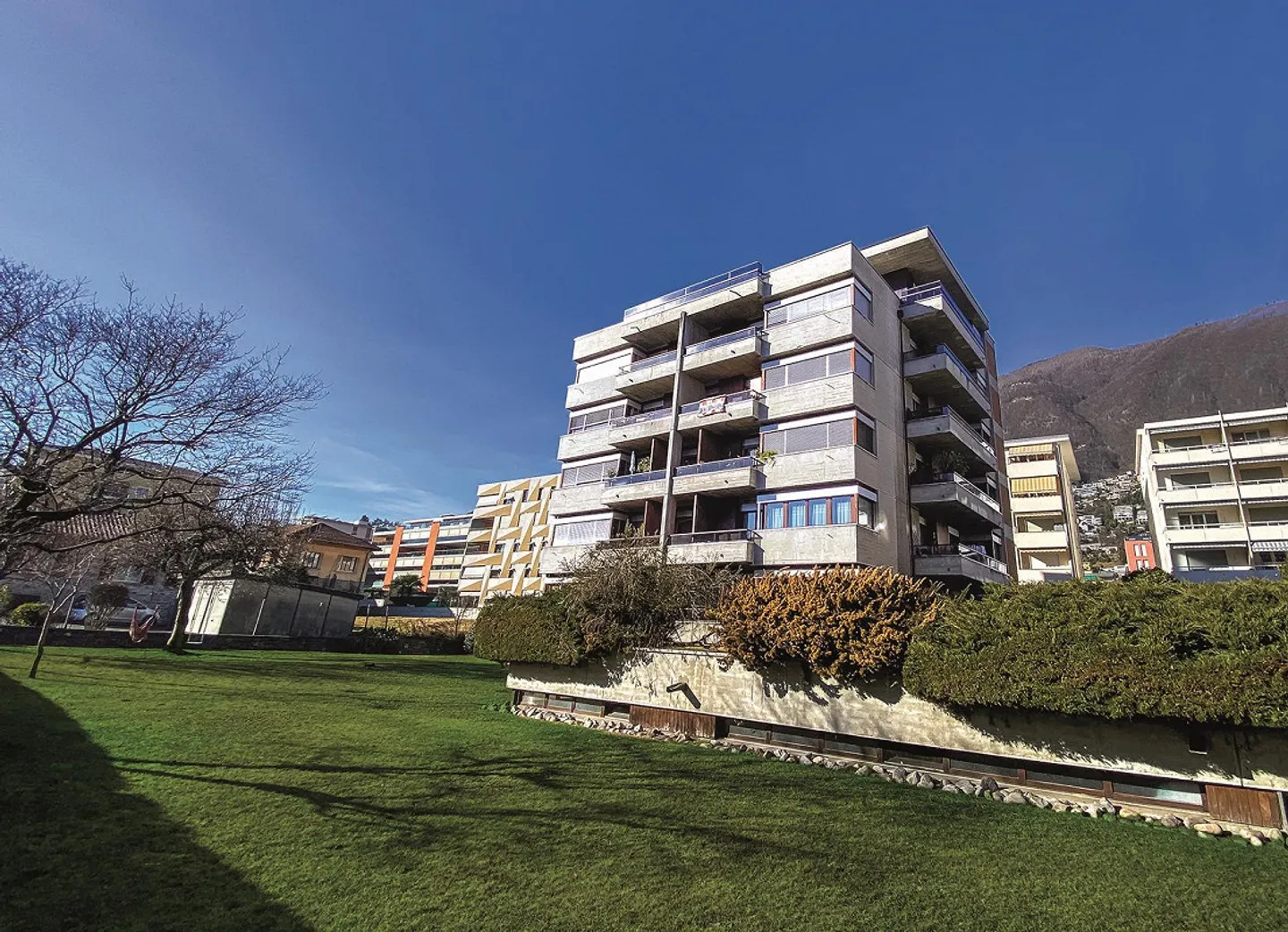 A due passi dal lago, grande 4.5 locali soleggiatissimo - Foto 19 di 21