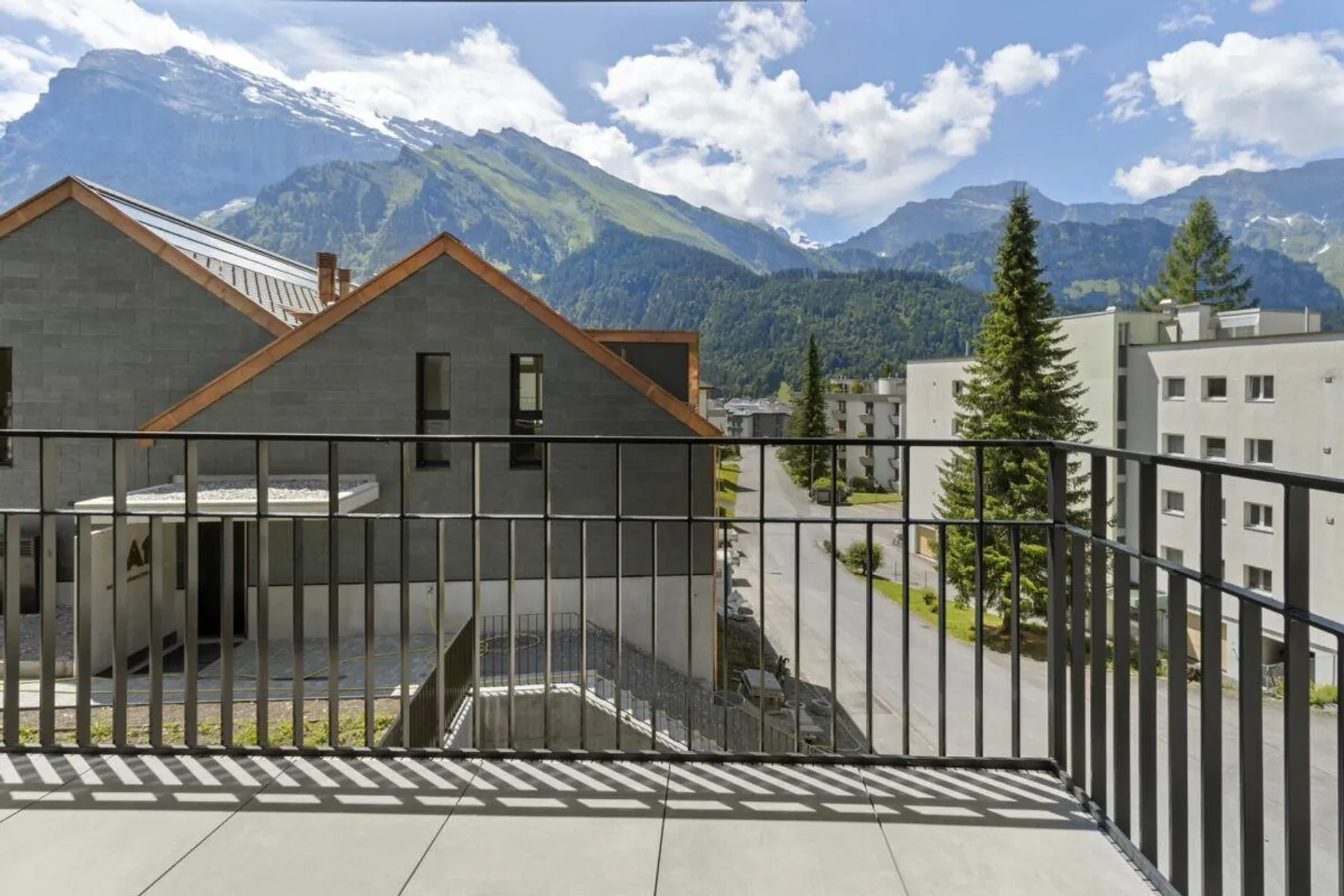 Exclusive Home in ALPINUS - Photo 2 of 12