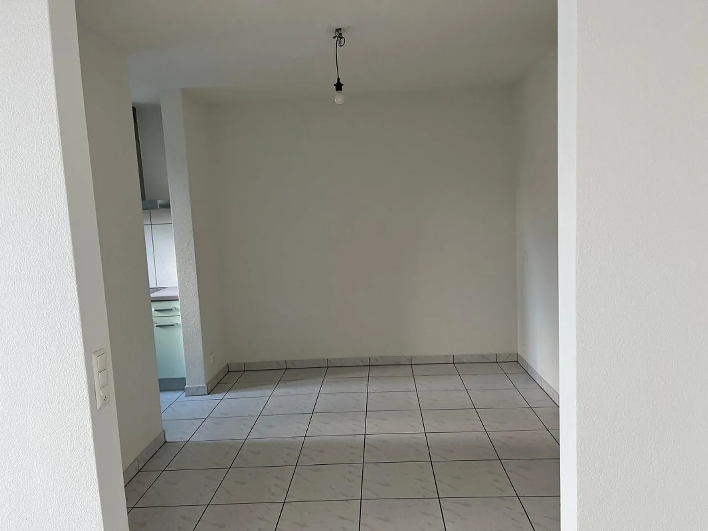 Appartement au rez-de-chaussée 3 1/2 pièces - Photo 5 sur 7