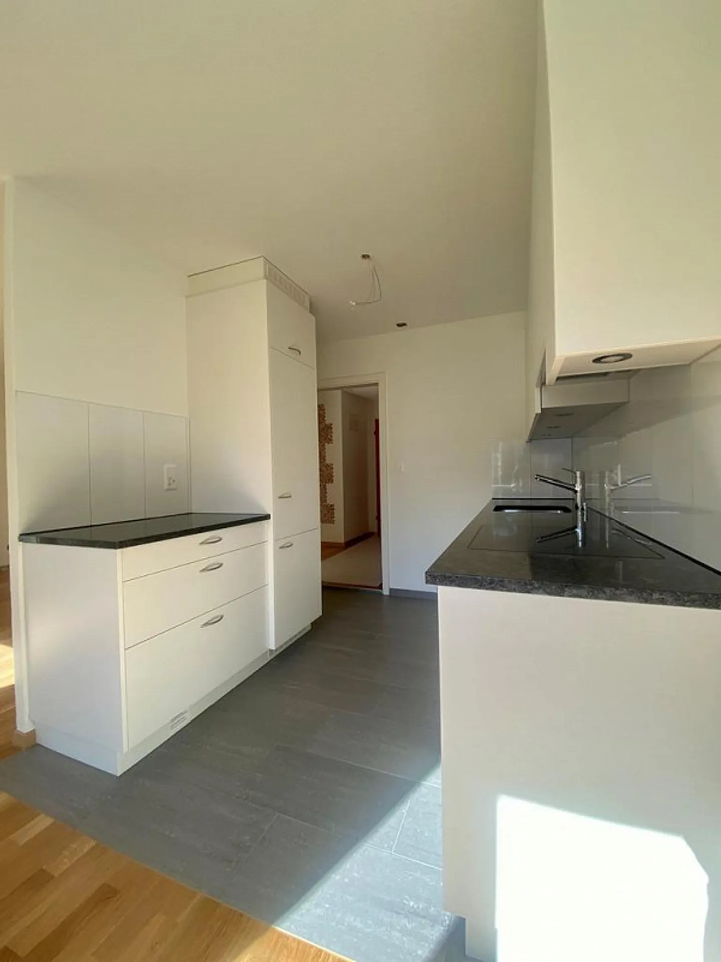 Temporary Rental Until 30.09.2026 - Photo 2 of 6