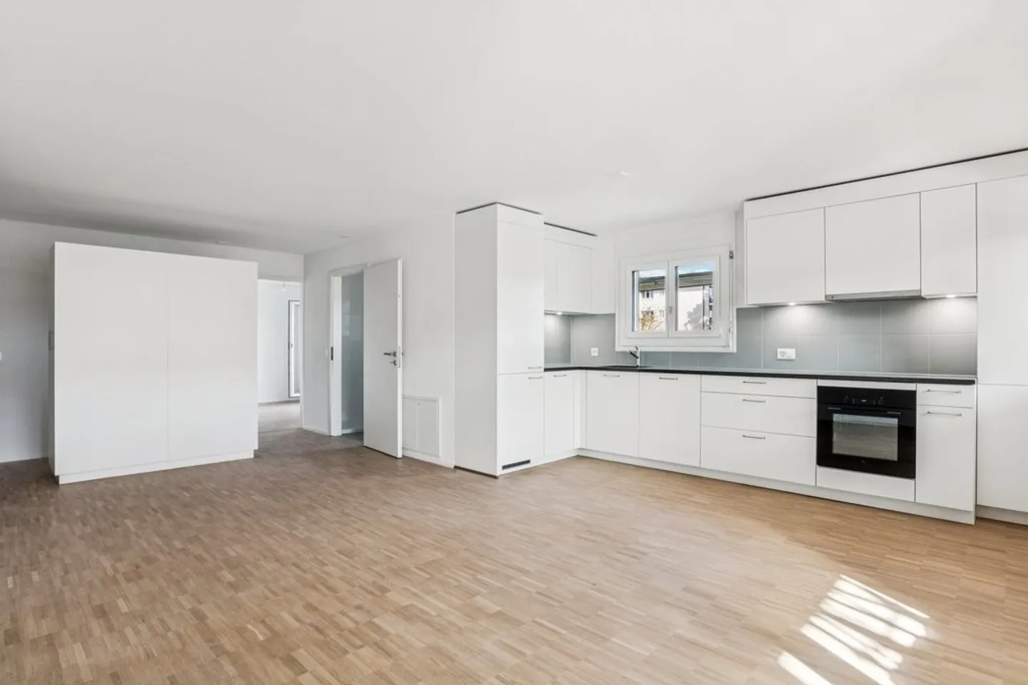 Visita di gruppo mercoledì 22 aprile 2026 dalle 10:30 alle 11:30 - Foto 4 di 10