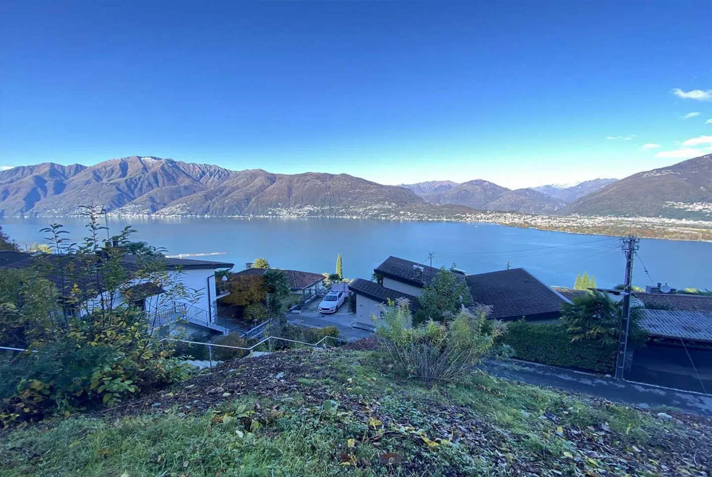 BAUBARES GRUNDSTÜCK MIT OFFENEM SEEBLICK IN GERRA GAMBAROGNO - Foto 1 von 5
