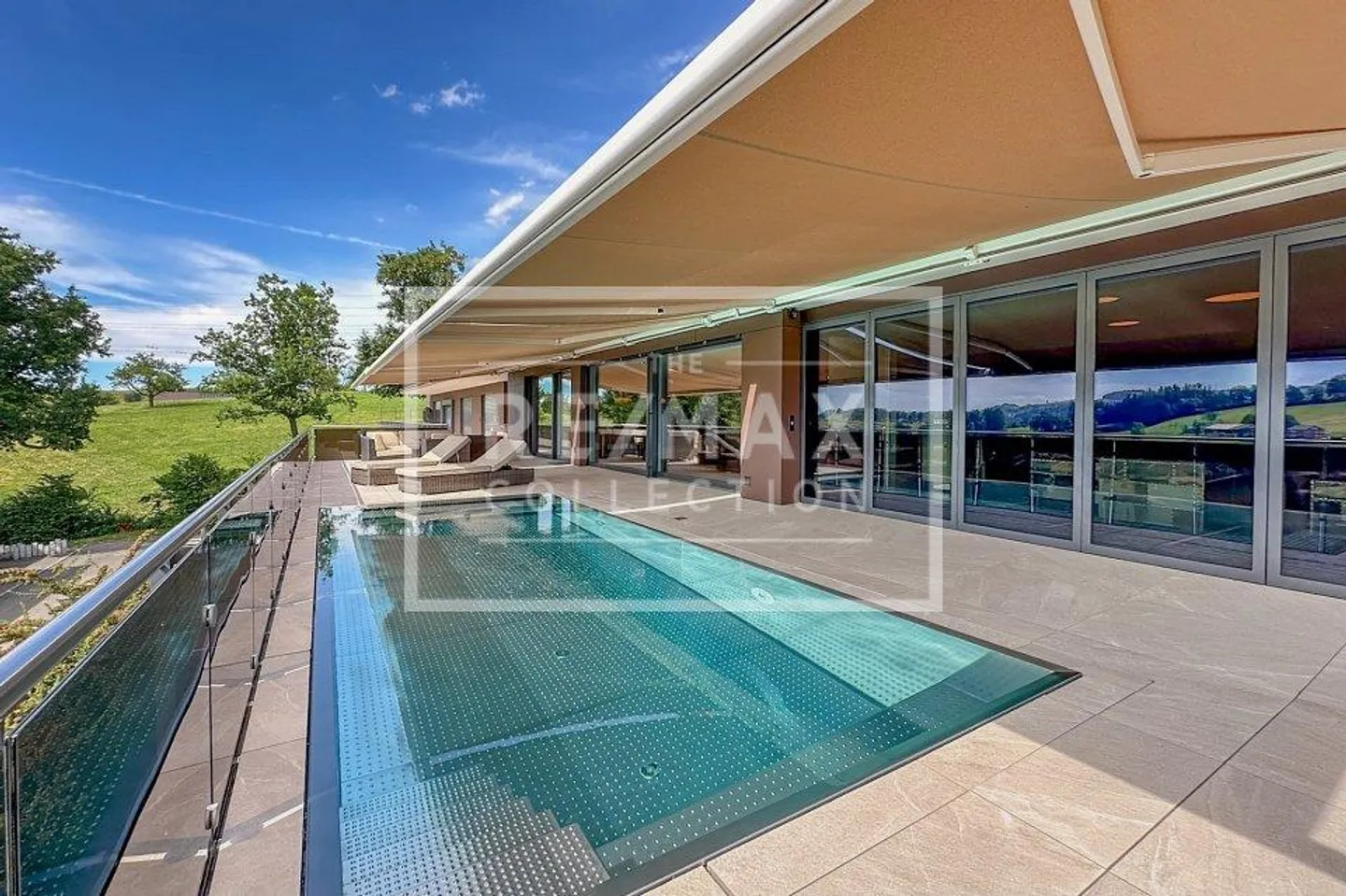 Exclusive 6-Room Penthouse Apartment - Photo 3 of 13