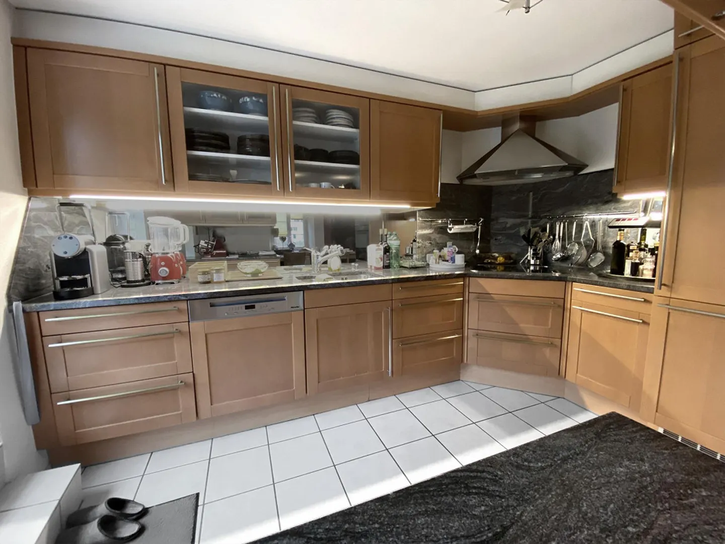 Vielseitiges Wohn-/Geschäftshaus - Foto 7 von 7