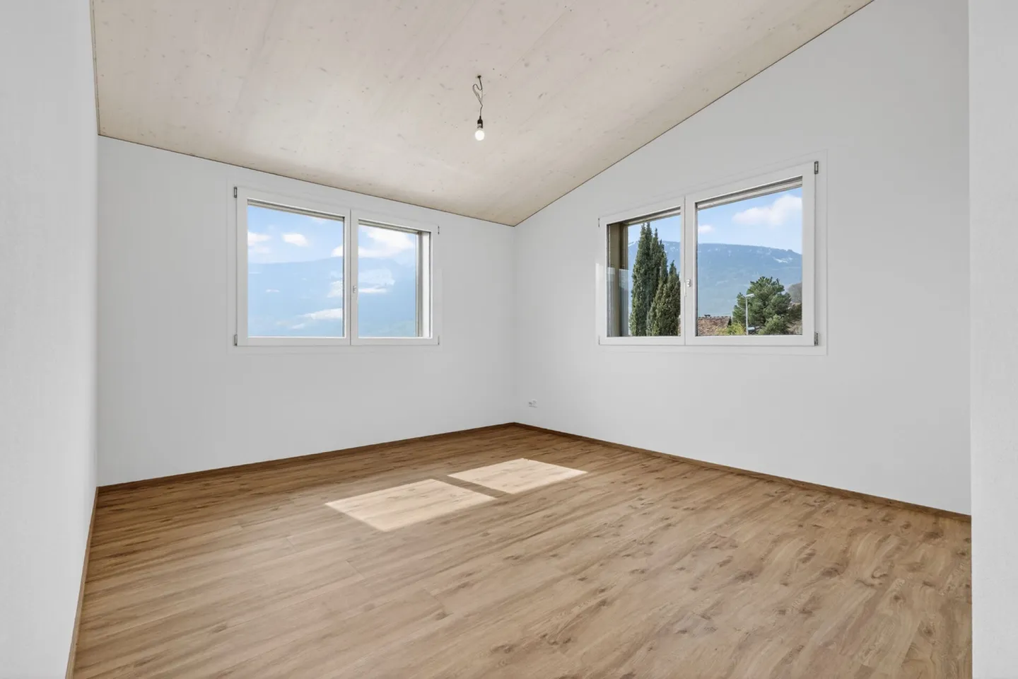 Casa familiare moderna con suite - Foto 16 di 36