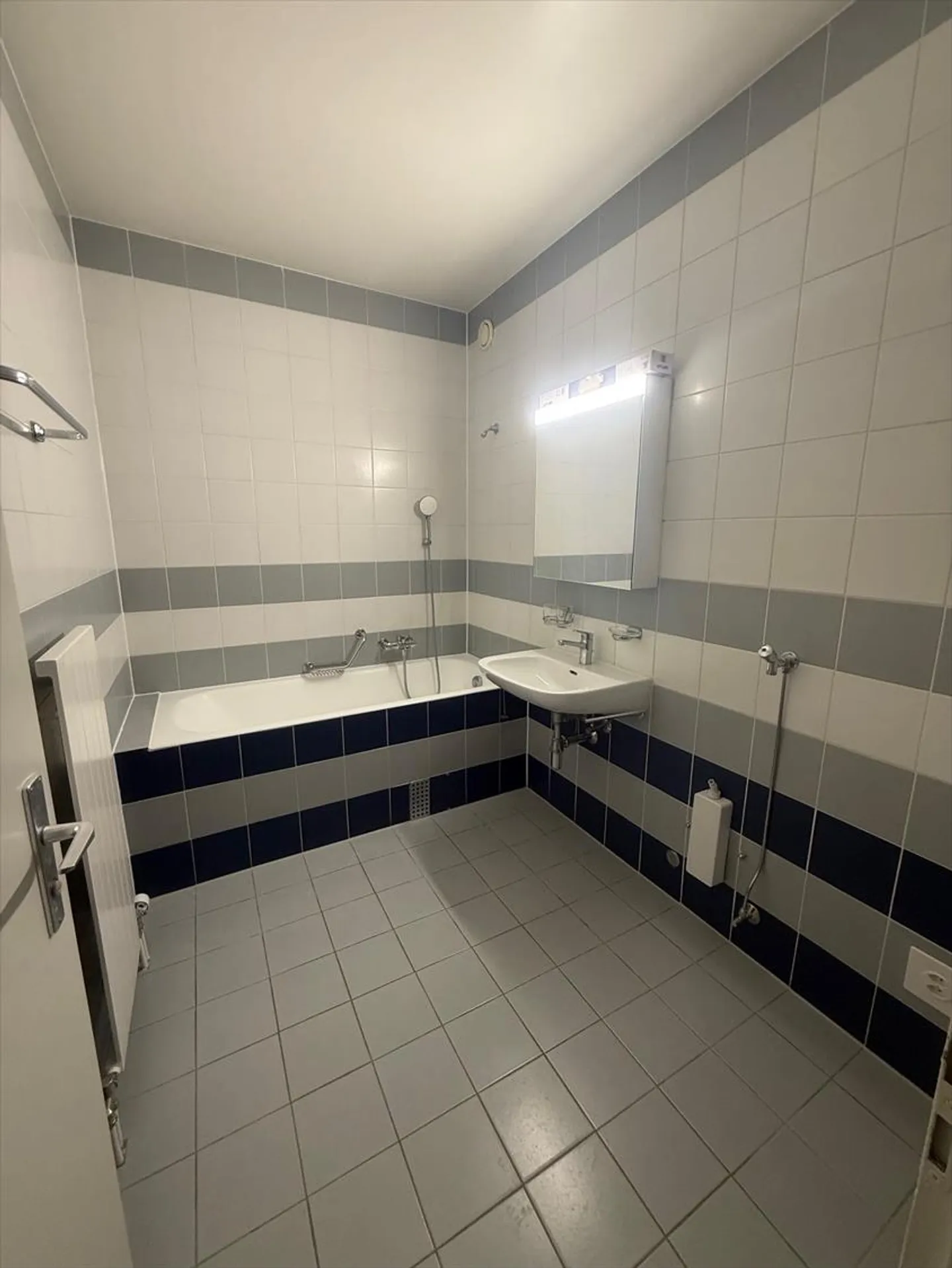 Appartamento 4 locali - Foto 3 di 5