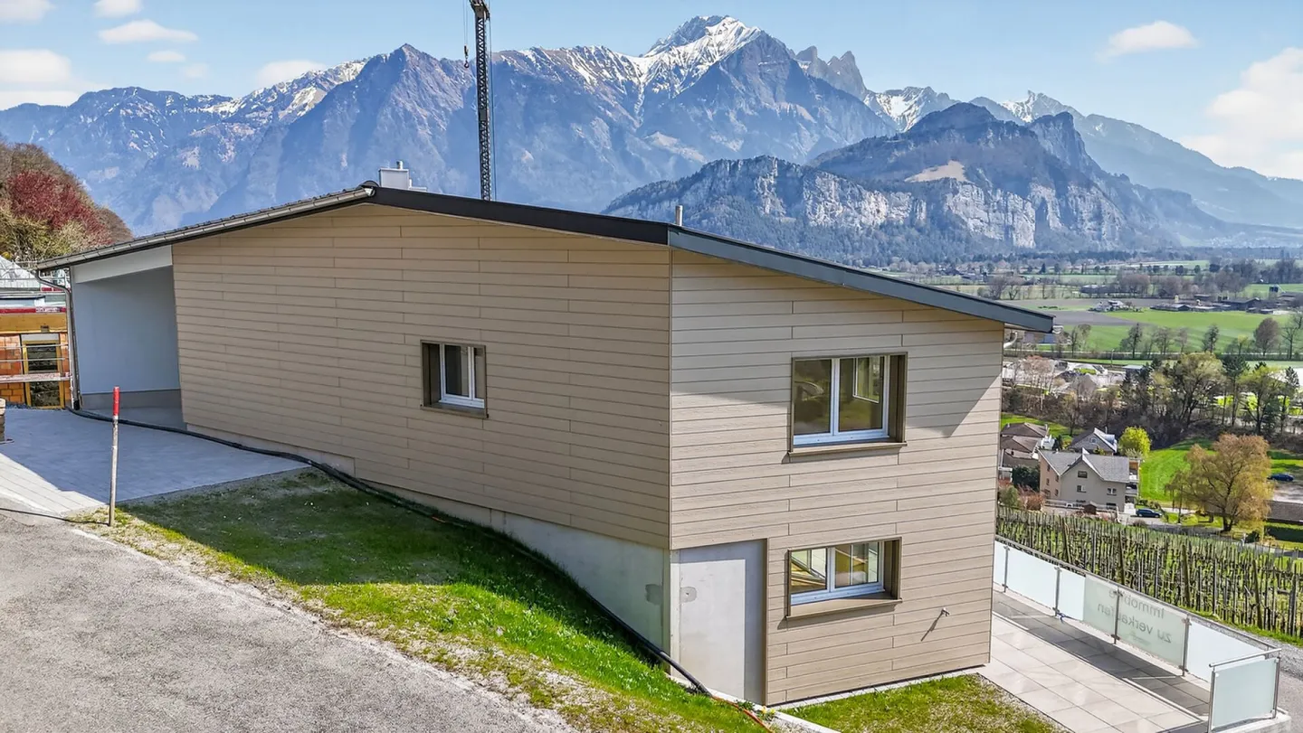 Casa familiare moderna con suite - Foto 28 di 36