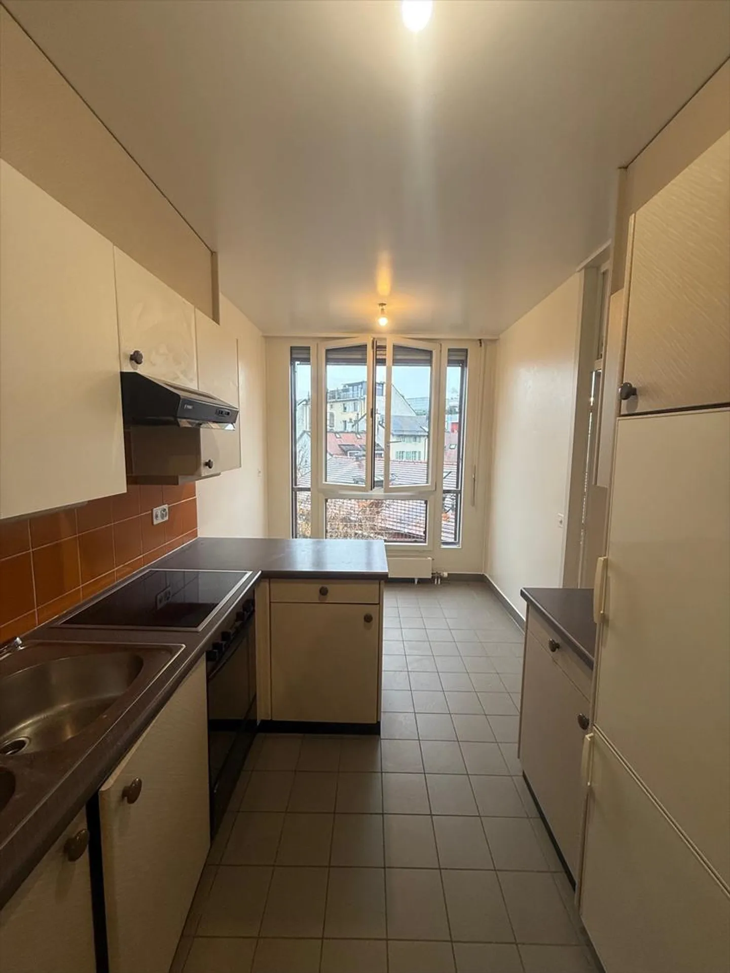 Appartamento 4 locali - Foto 4 di 5