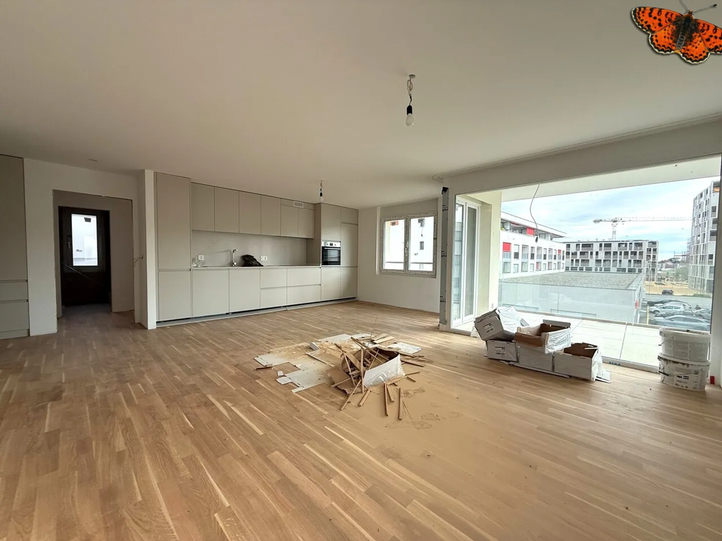 Modernes Apartment mit Balkon - Foto 3 von 11