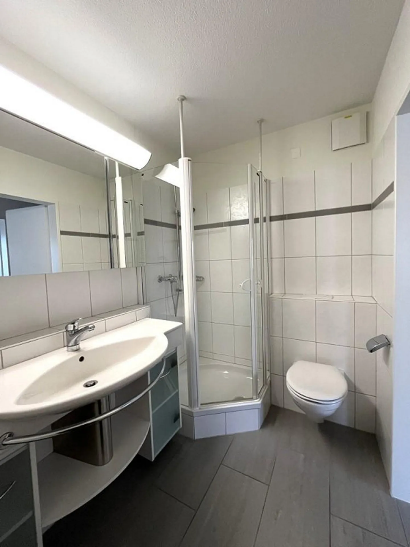 Helle, sanierte Wohnung zu vermieten - Foto 9 von 11