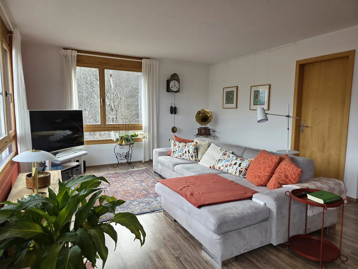 Modern 4.5-room apartment with BREATHTAKING views - Photo 5 of 15