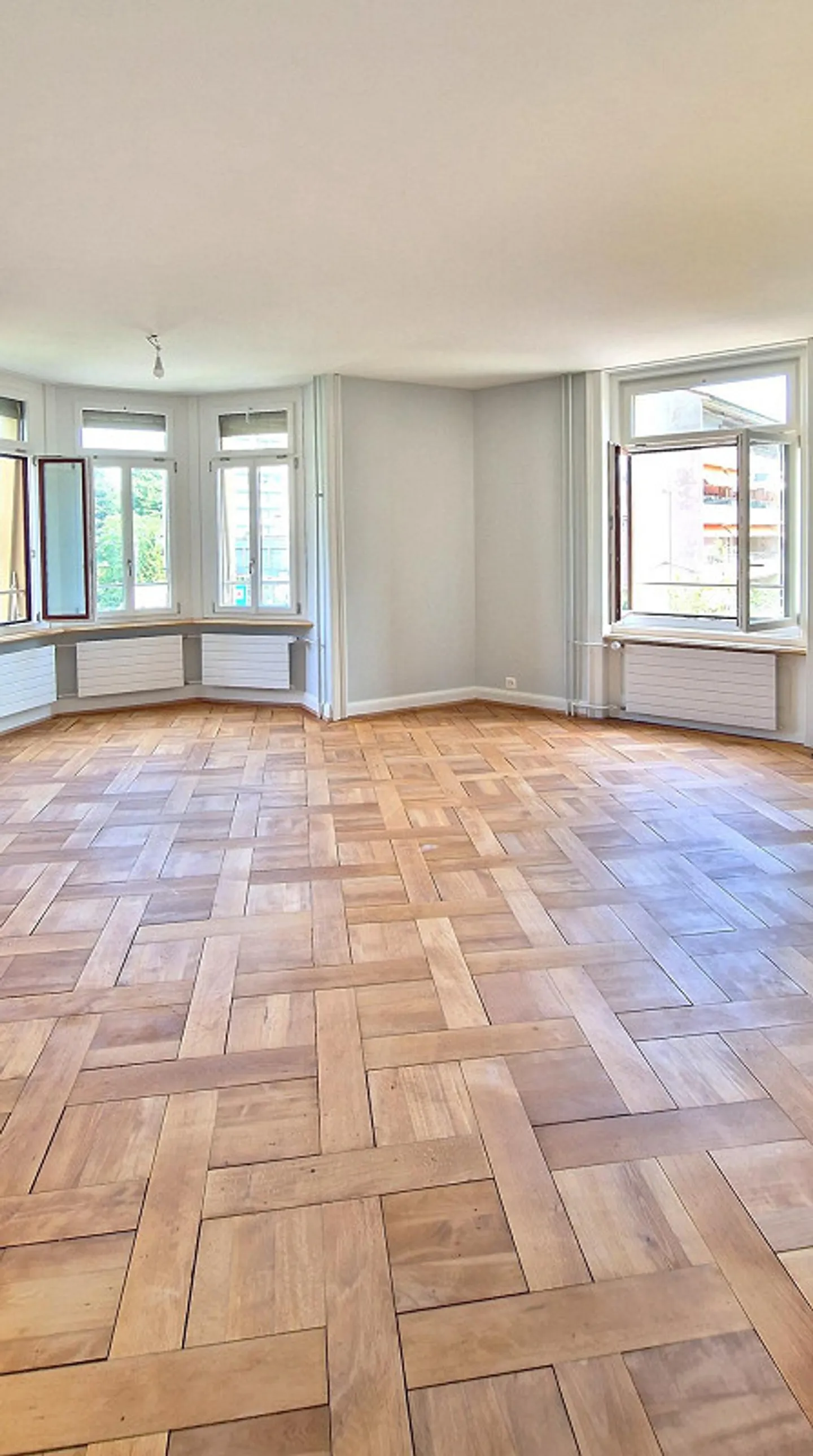 Appartamento moderno di 2,5 stanze con atmosfera storica - Foto 5 di 11