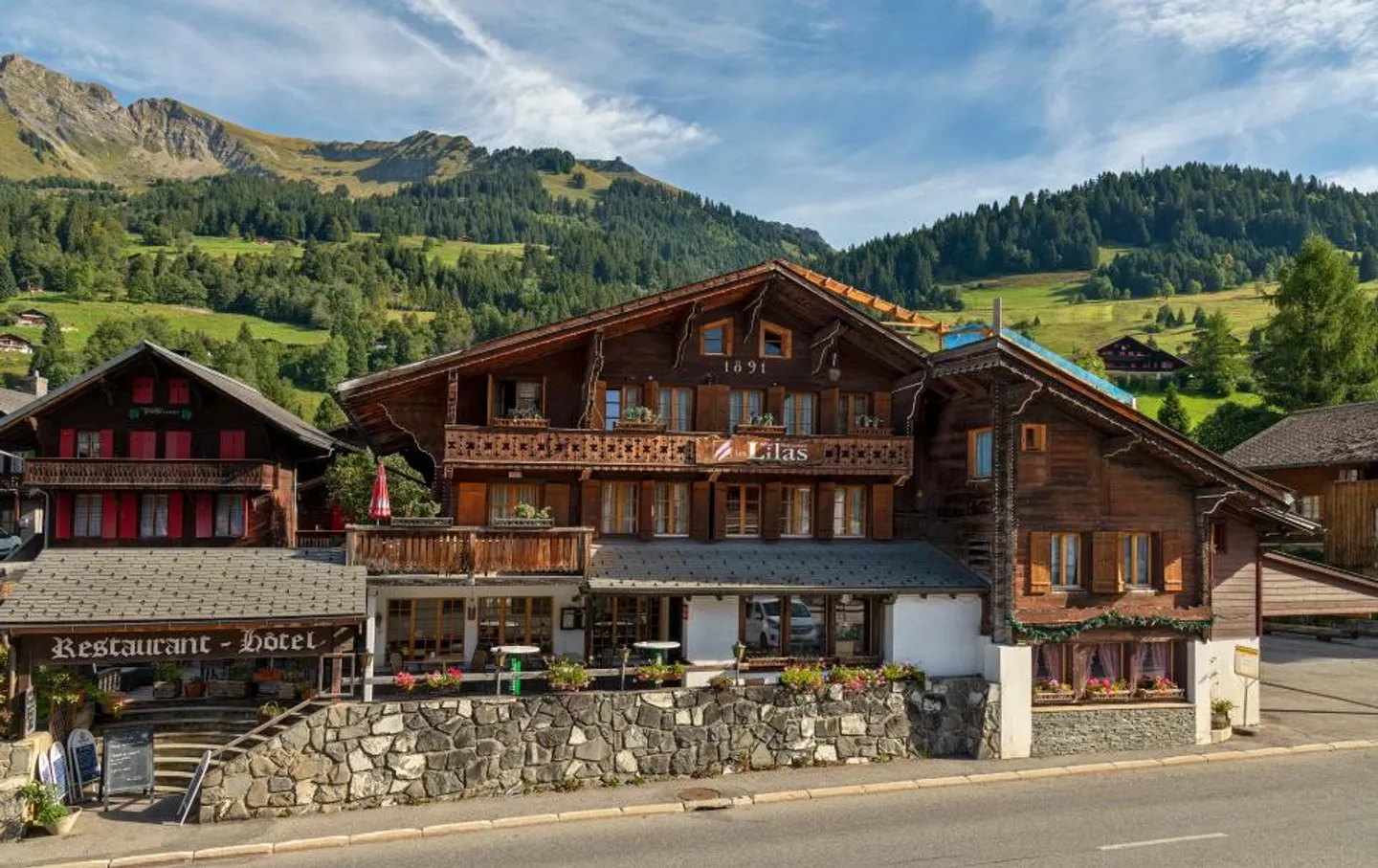 ESCLUSIVITÀ CGS Immobilier - Hotel*** Ristorante Les Lilas - Foto 6 di 13