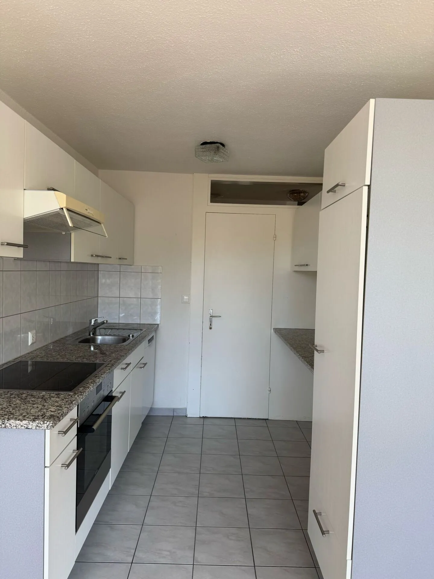 Appartamento in affitto - Foto 4 di 11