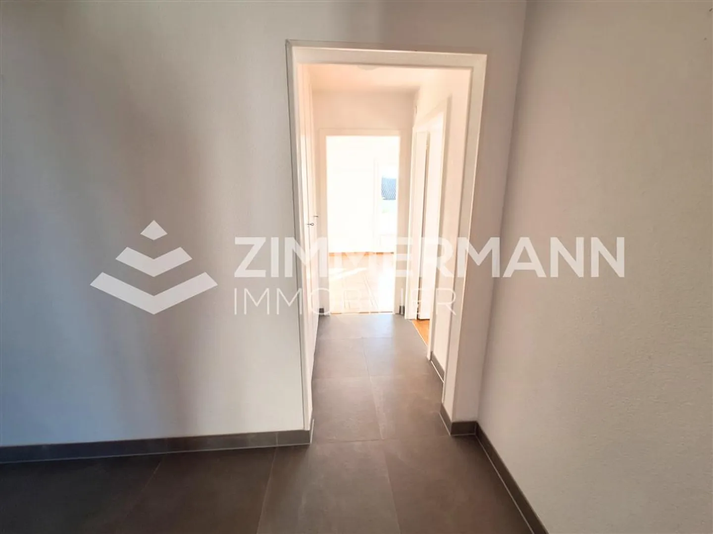 Wohnung,3,65 - Foto 1 von 11