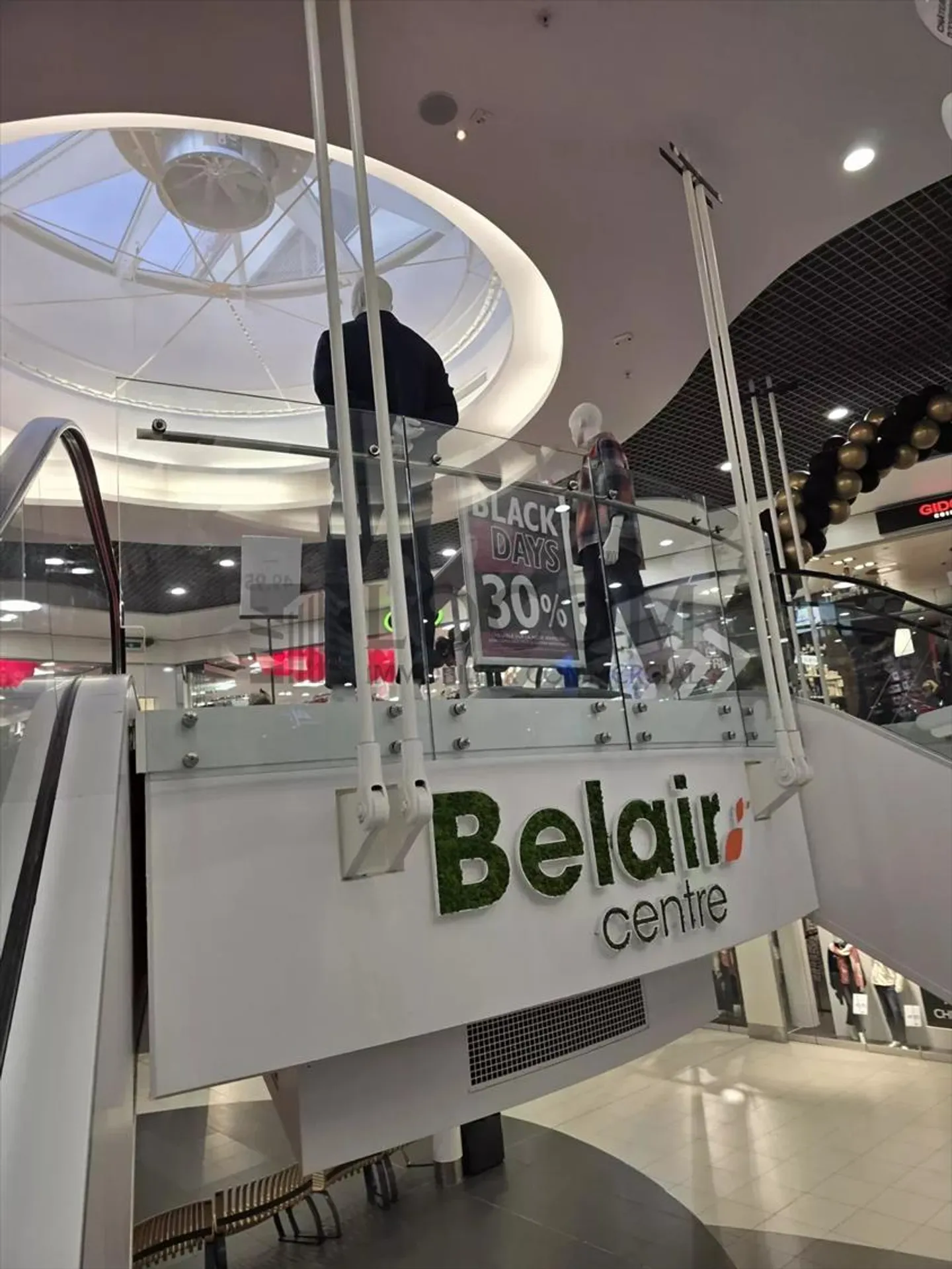 Arcade magnifique dans le centre commercial Belair - Photo 10 sur 10