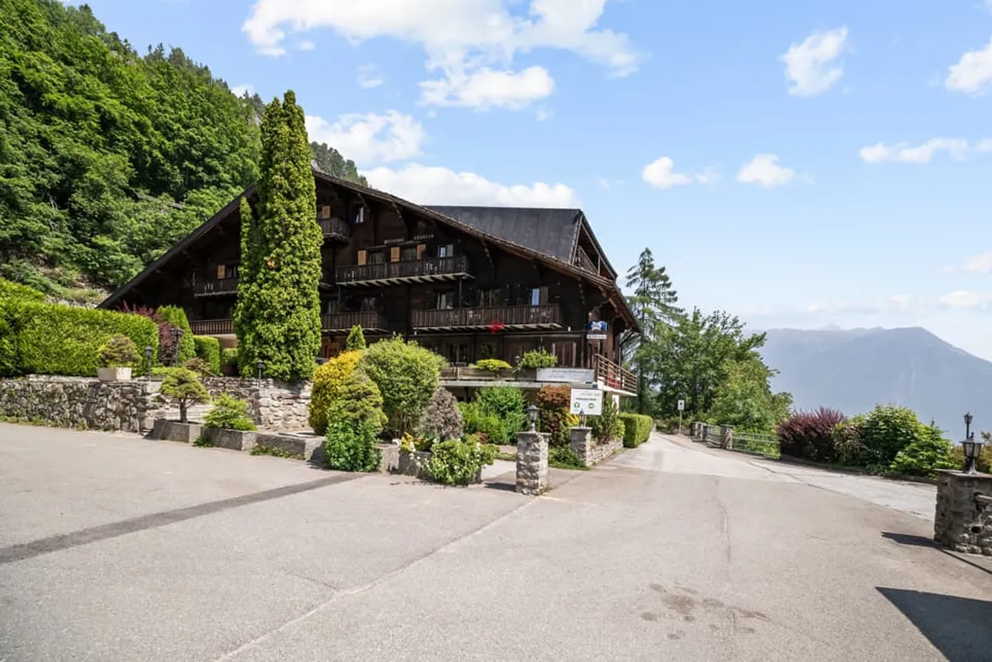 Hôtel aux Mille Étoiles: Opportunité d'Investissement Exceptionnelle - Photo 1 sur 11