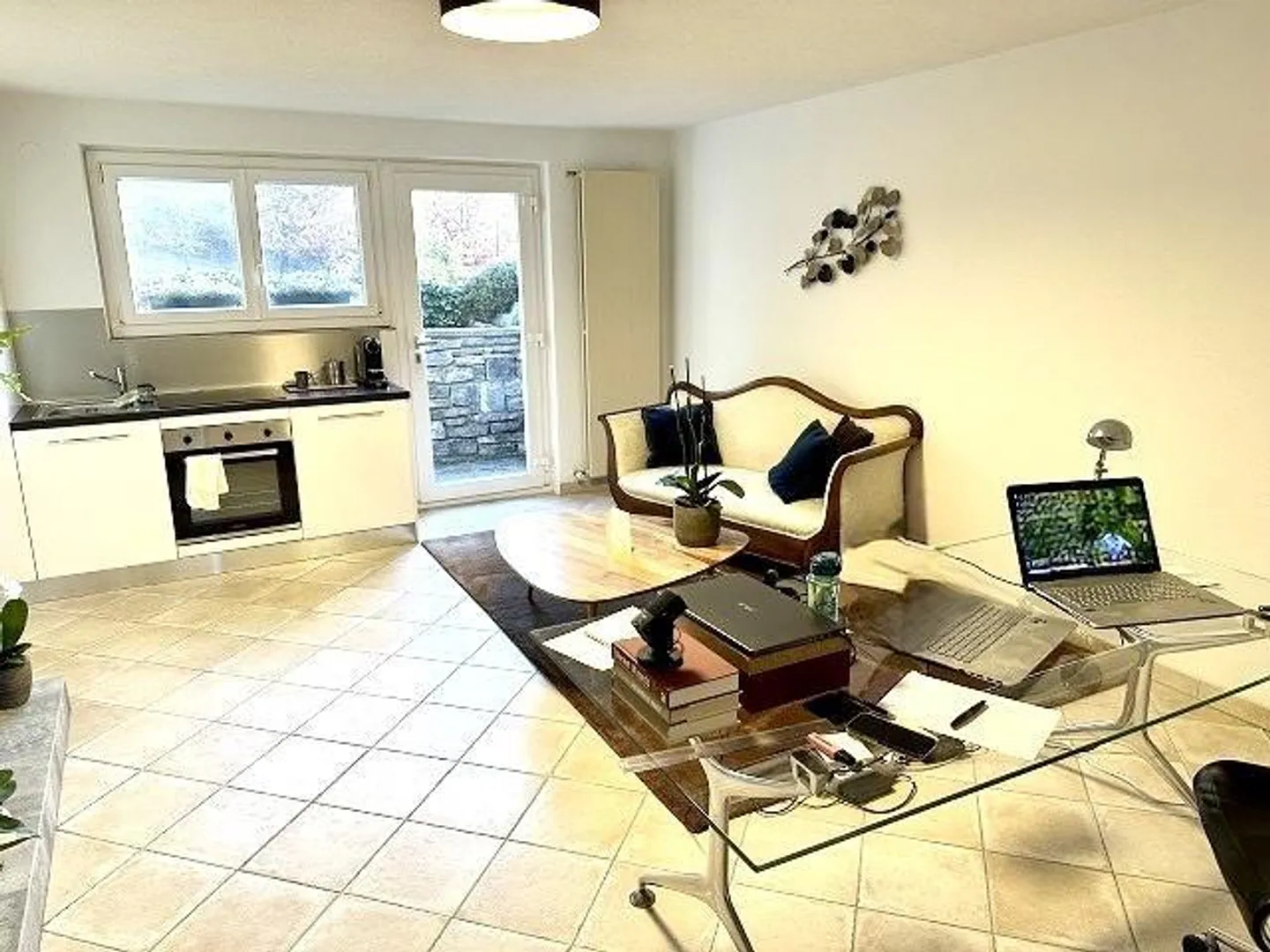 Country house with 2 apartments in a secluded location with plenty of land - Photo 23 of 55