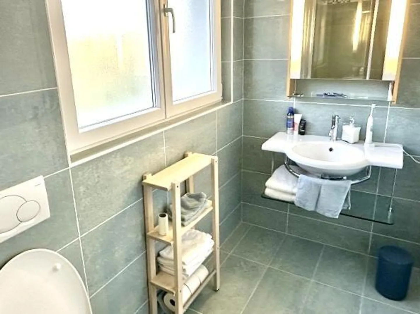 Country house with 2 apartments in a secluded location with plenty of land - Photo 33 of 55