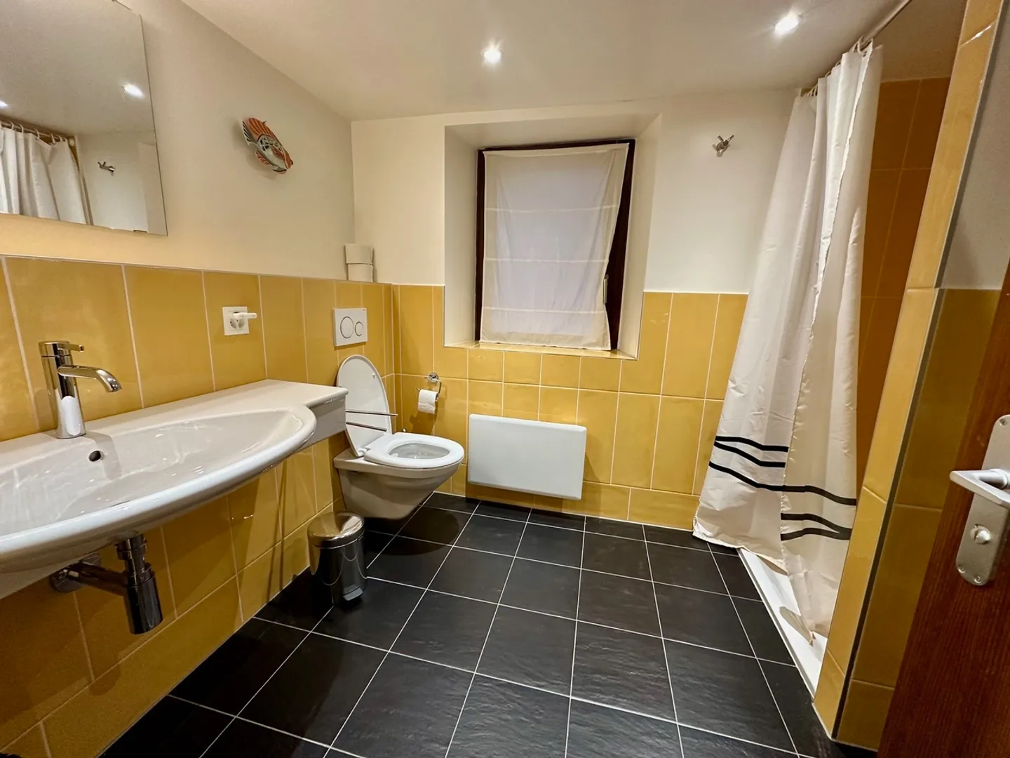 In vendita affascinante casa di villaggio 4,5 stanze con ristorante - Foto 17 di 20