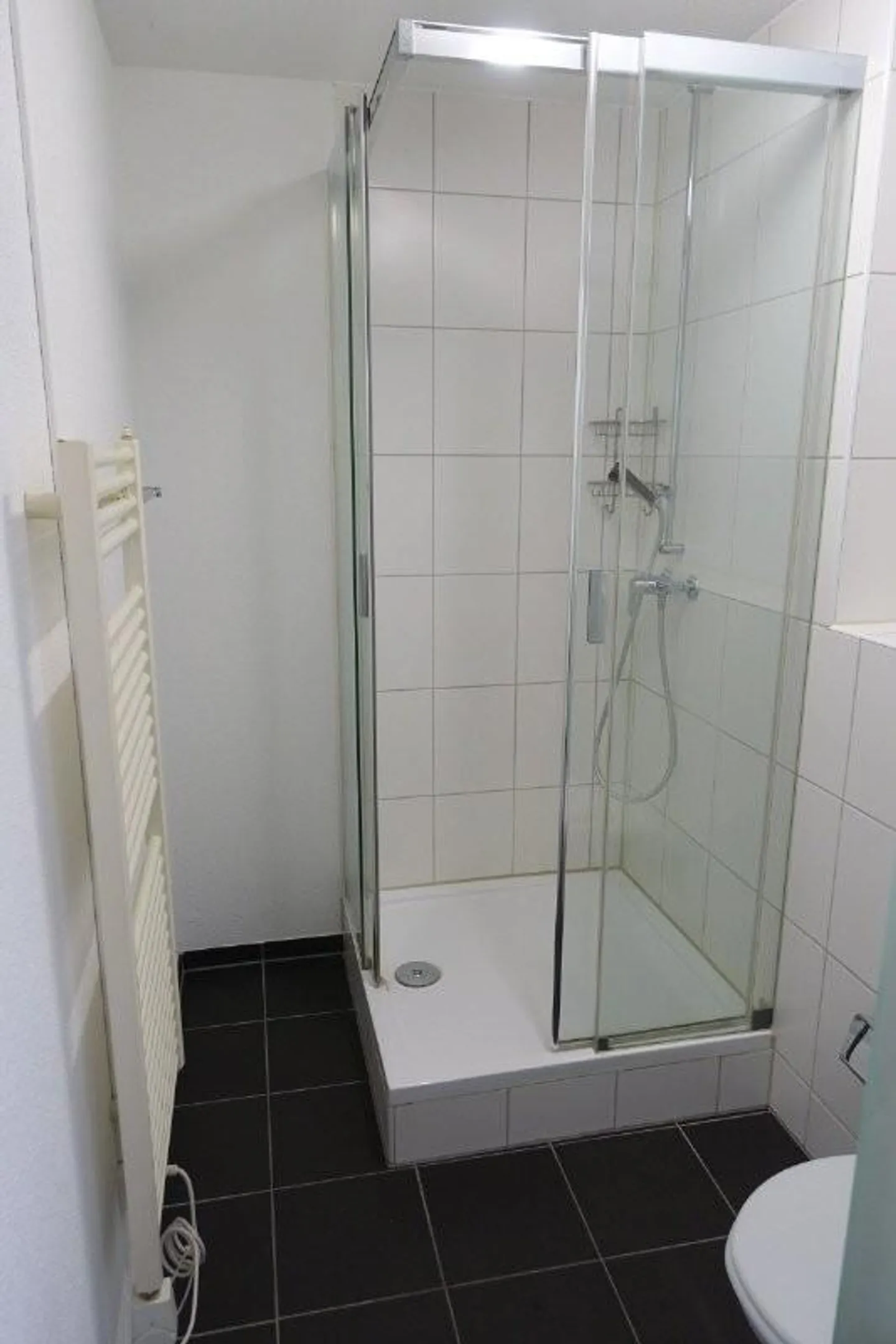 Top offer with generous seating area! - Photo 5 of 5