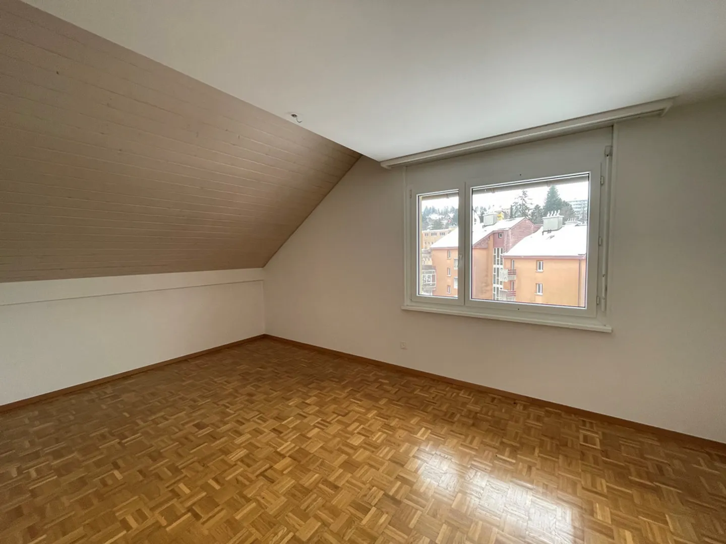 4.5 Room Apartment with Balcony - Photo 8 of 10