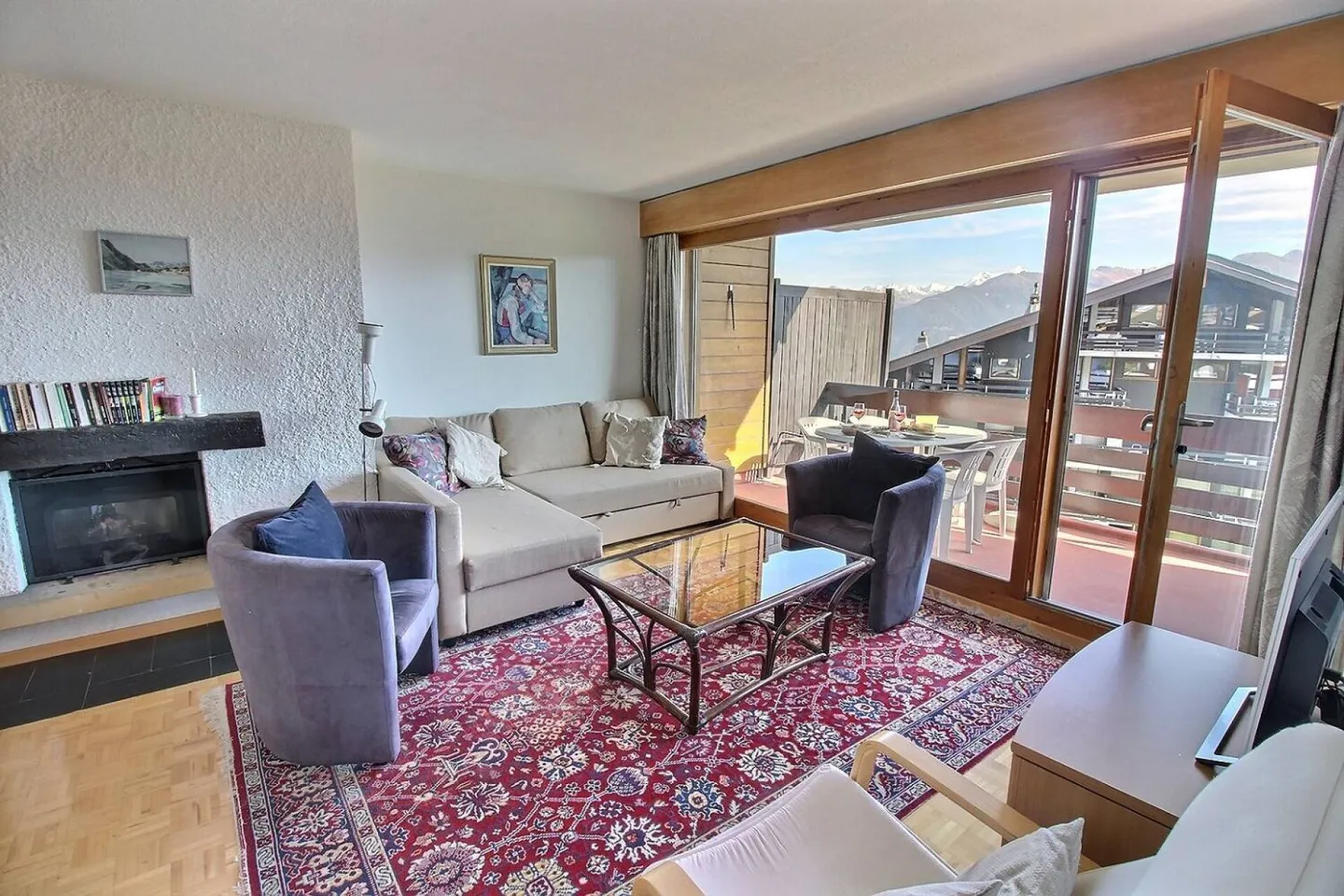 AV 15/Lion - 111 Location Hebdomadaire - Photo 1 sur 10