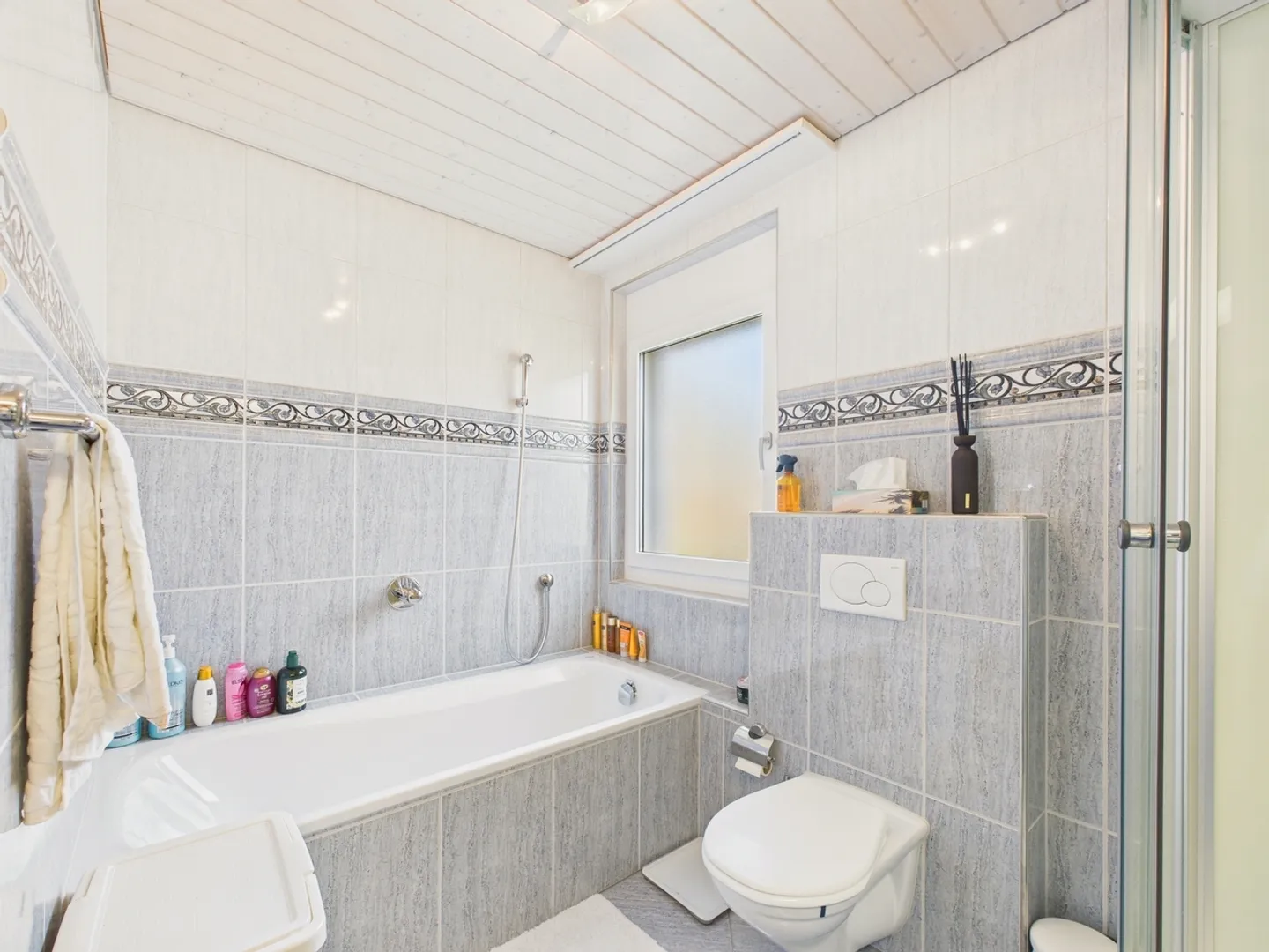 Modernes und grosszügiges Duplexhaus in Buchs  ideal für Familien - Foto 10 von 13