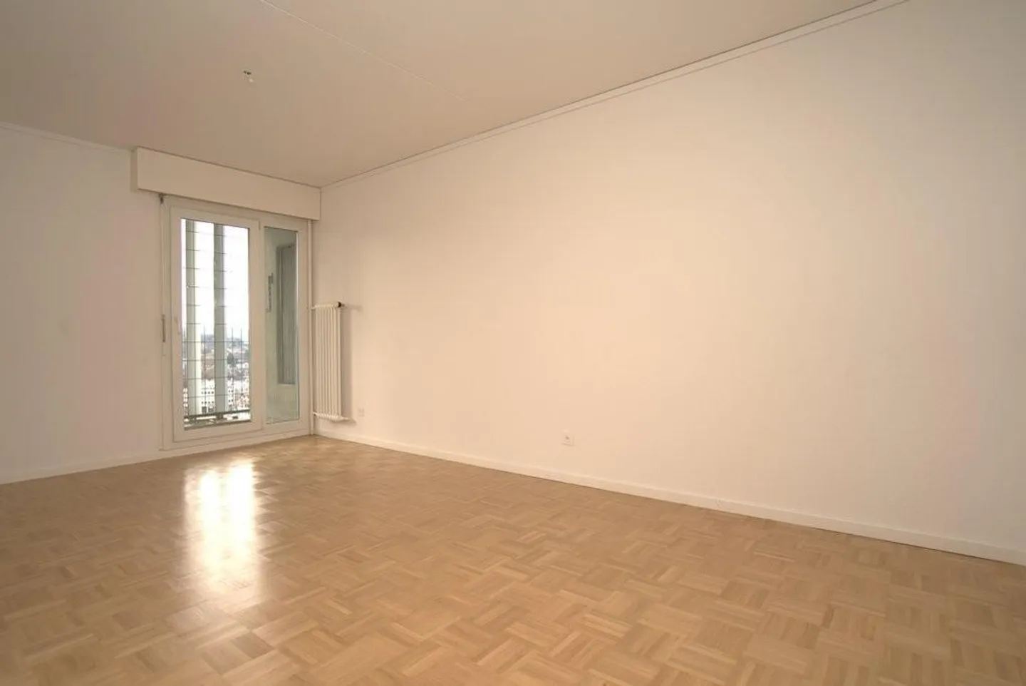 4.5-room apartment with stunning views for rent - Photo 3 of 12