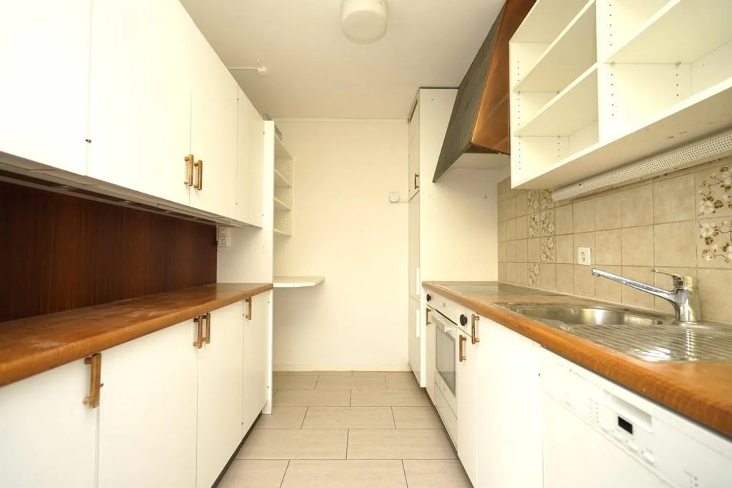 4.5-room apartment with stunning views for rent - Photo 8 of 12