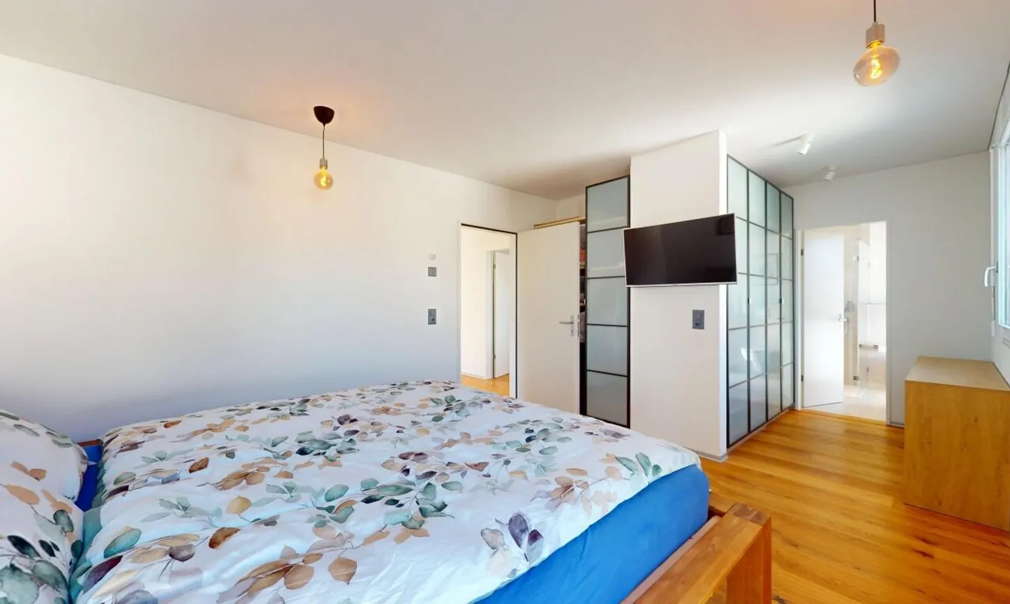 Newly Built Family Dream with Spacious Garden - Photo 5 of 13